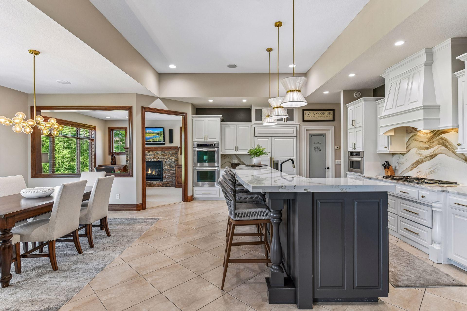 225 Calamus Circle
