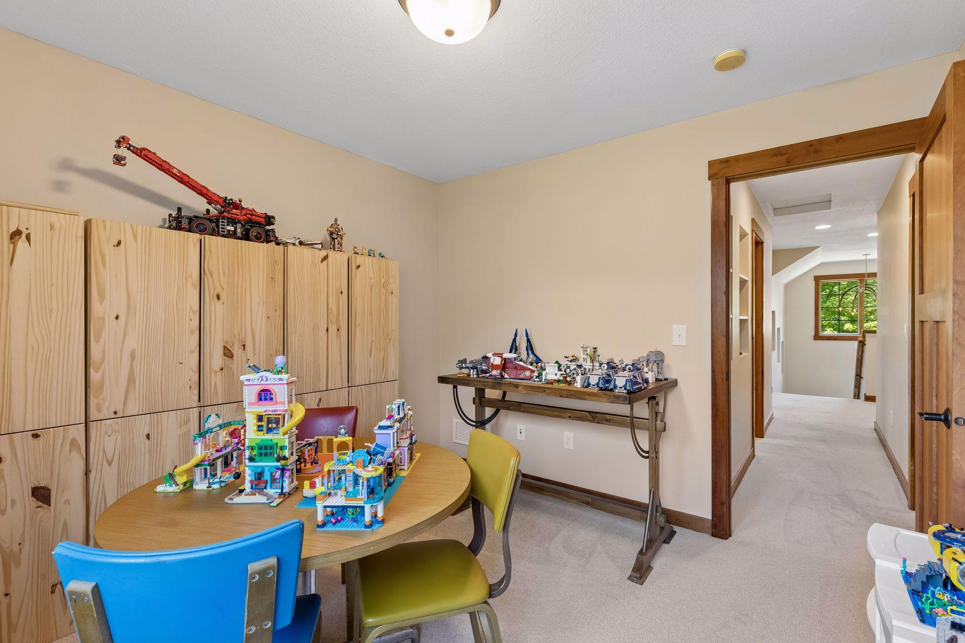 4901 Birchwood Lane