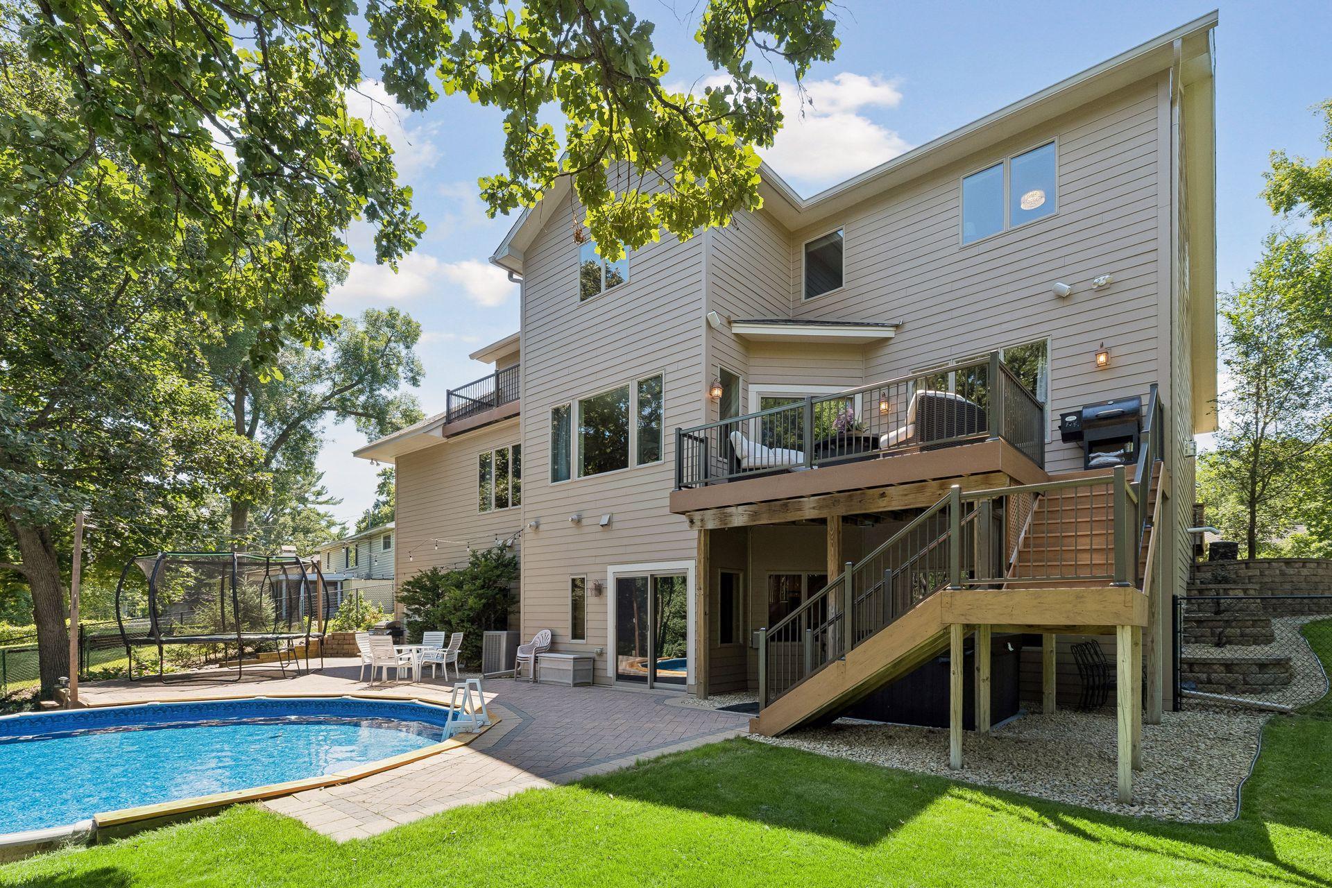 4901 Birchwood Lane