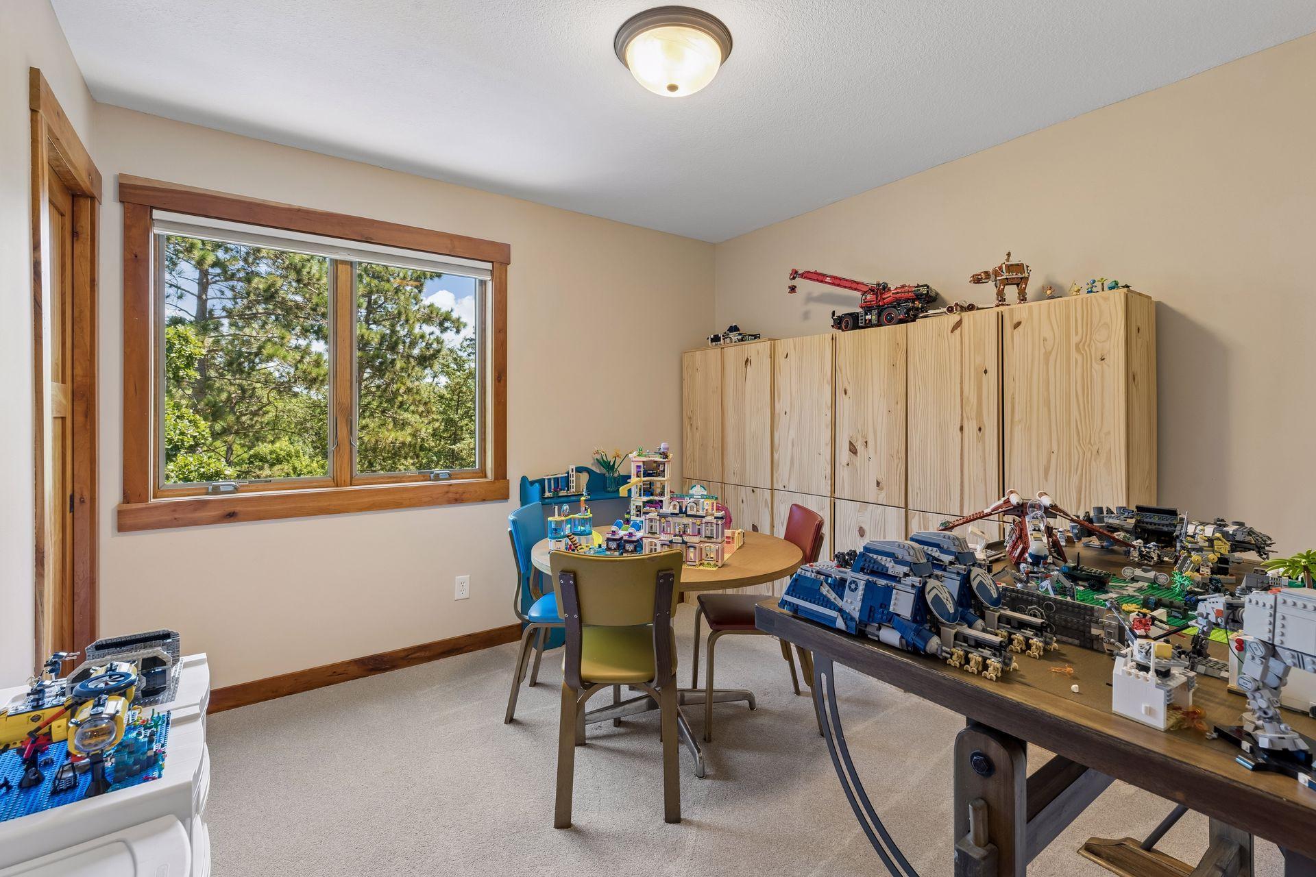 4901 Birchwood Lane