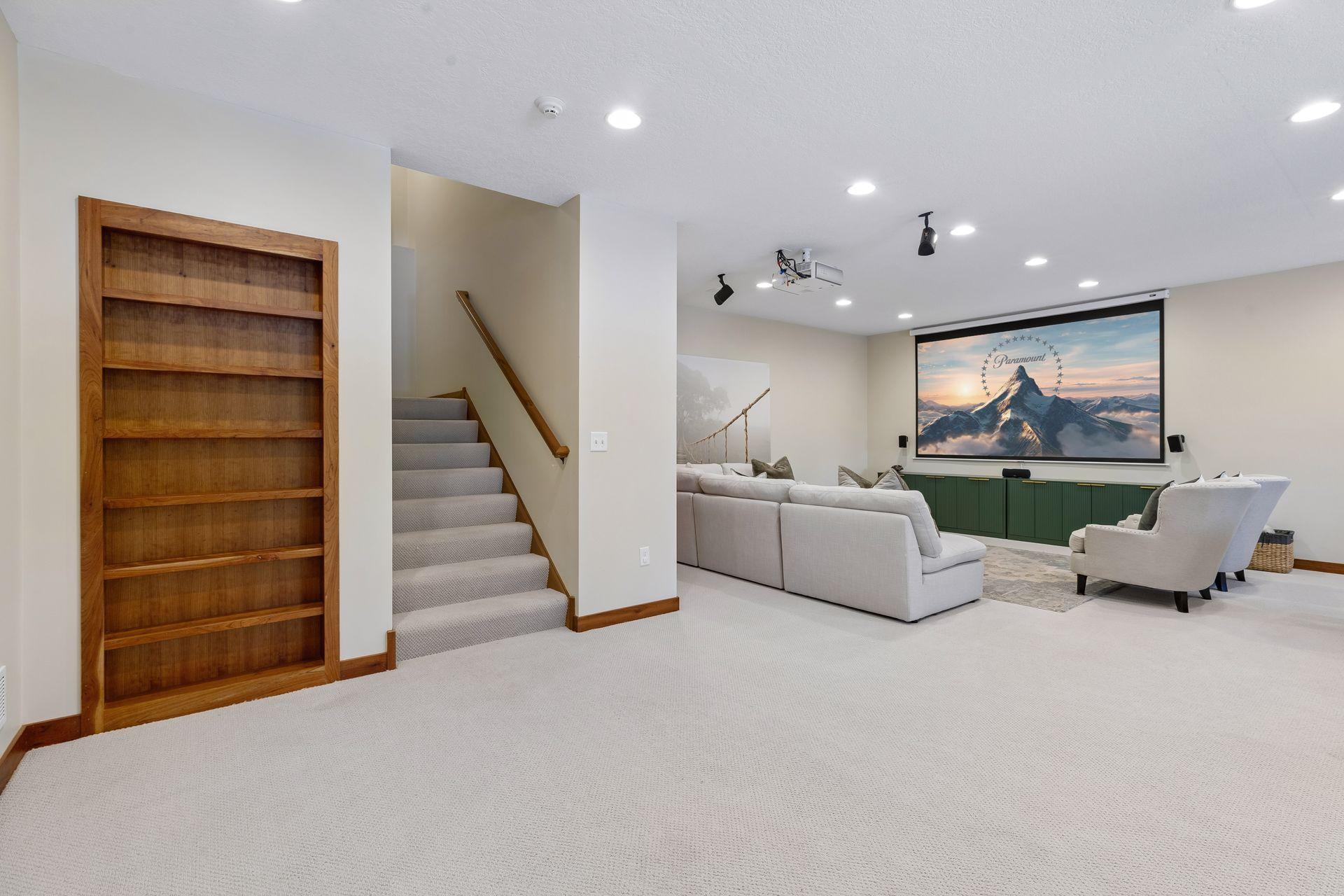 4901 Birchwood Lane