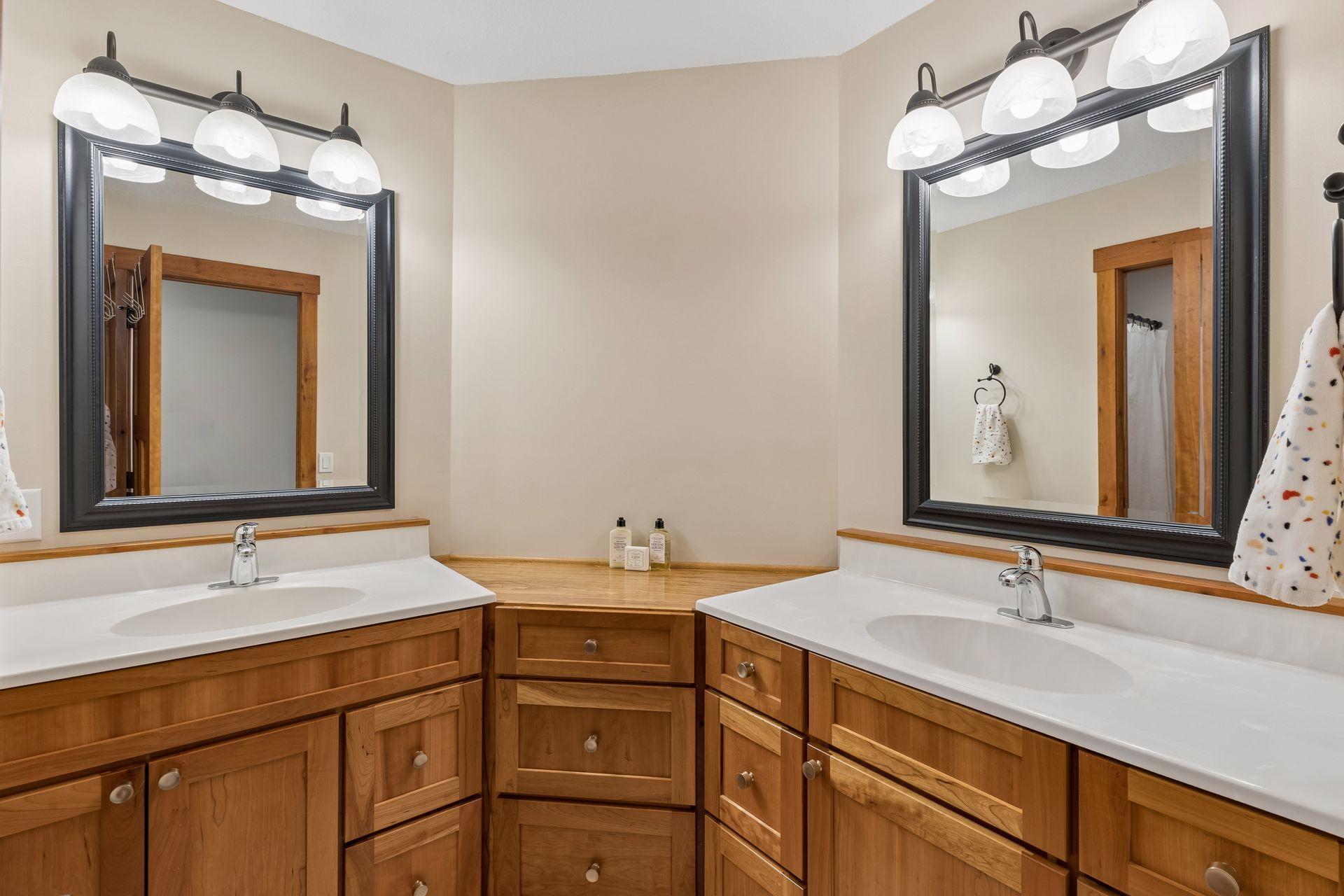 4901 Birchwood Lane