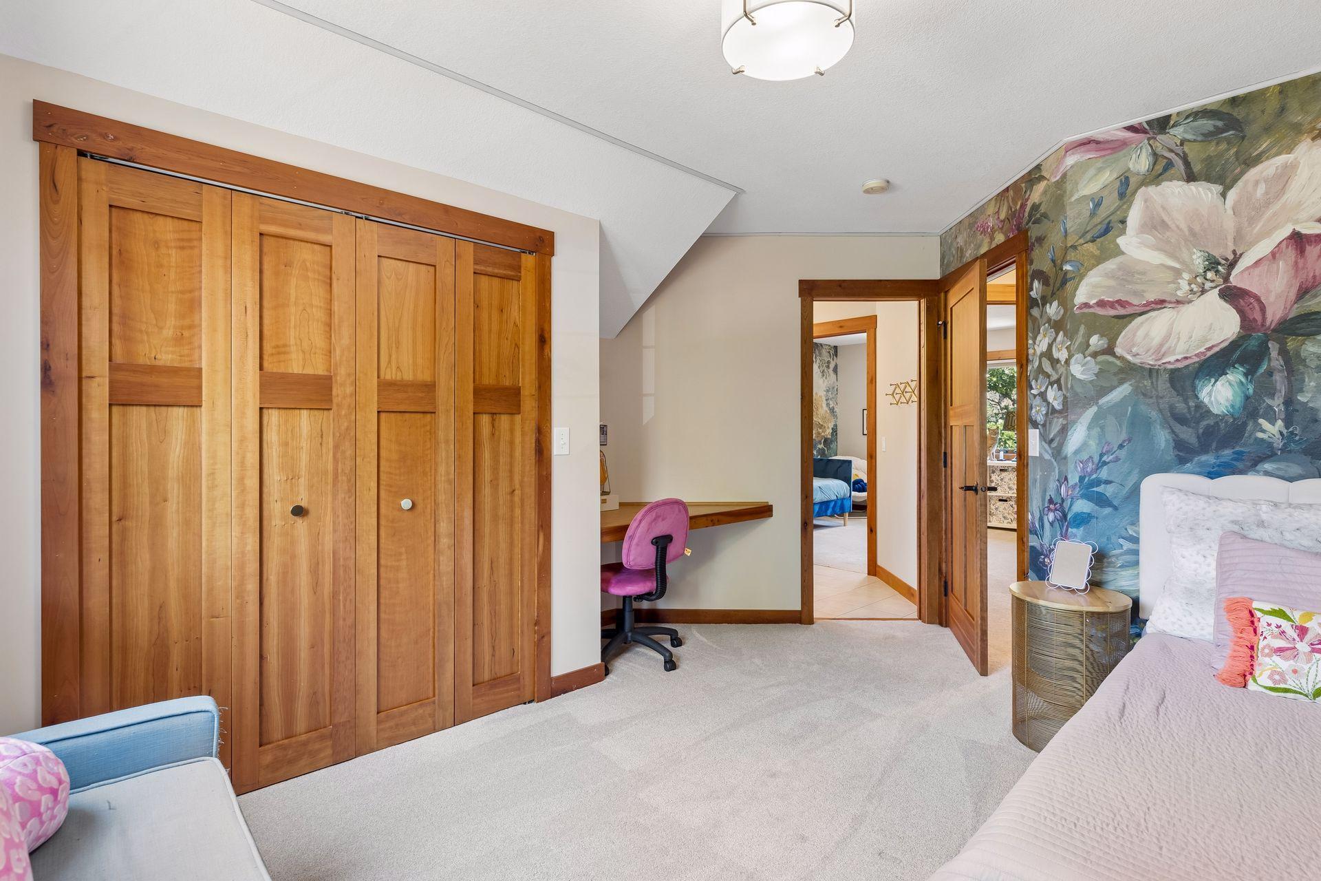 4901 Birchwood Lane