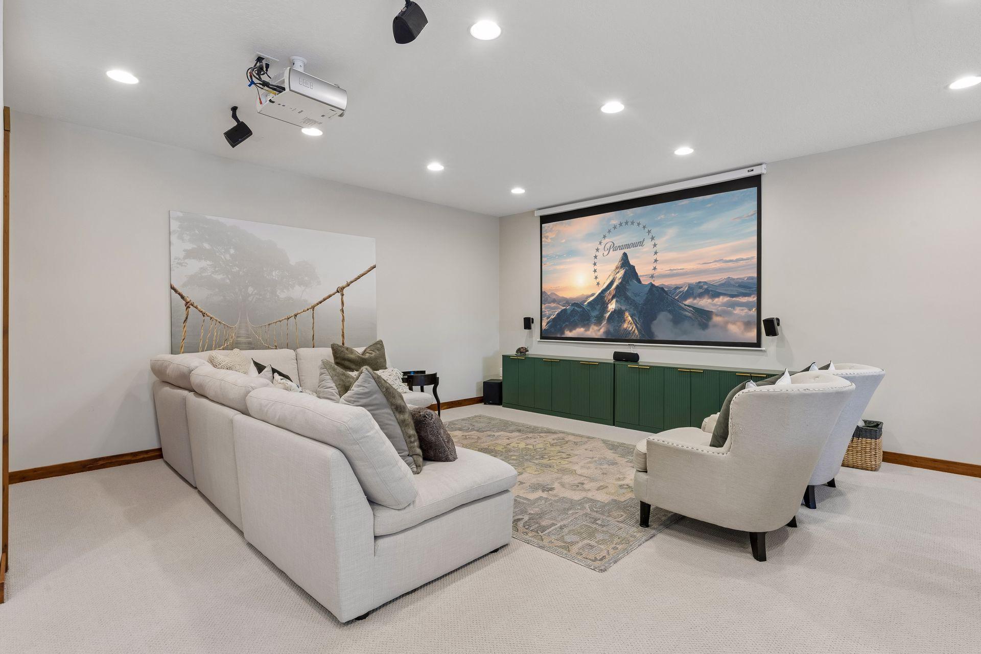 4901 Birchwood Lane
