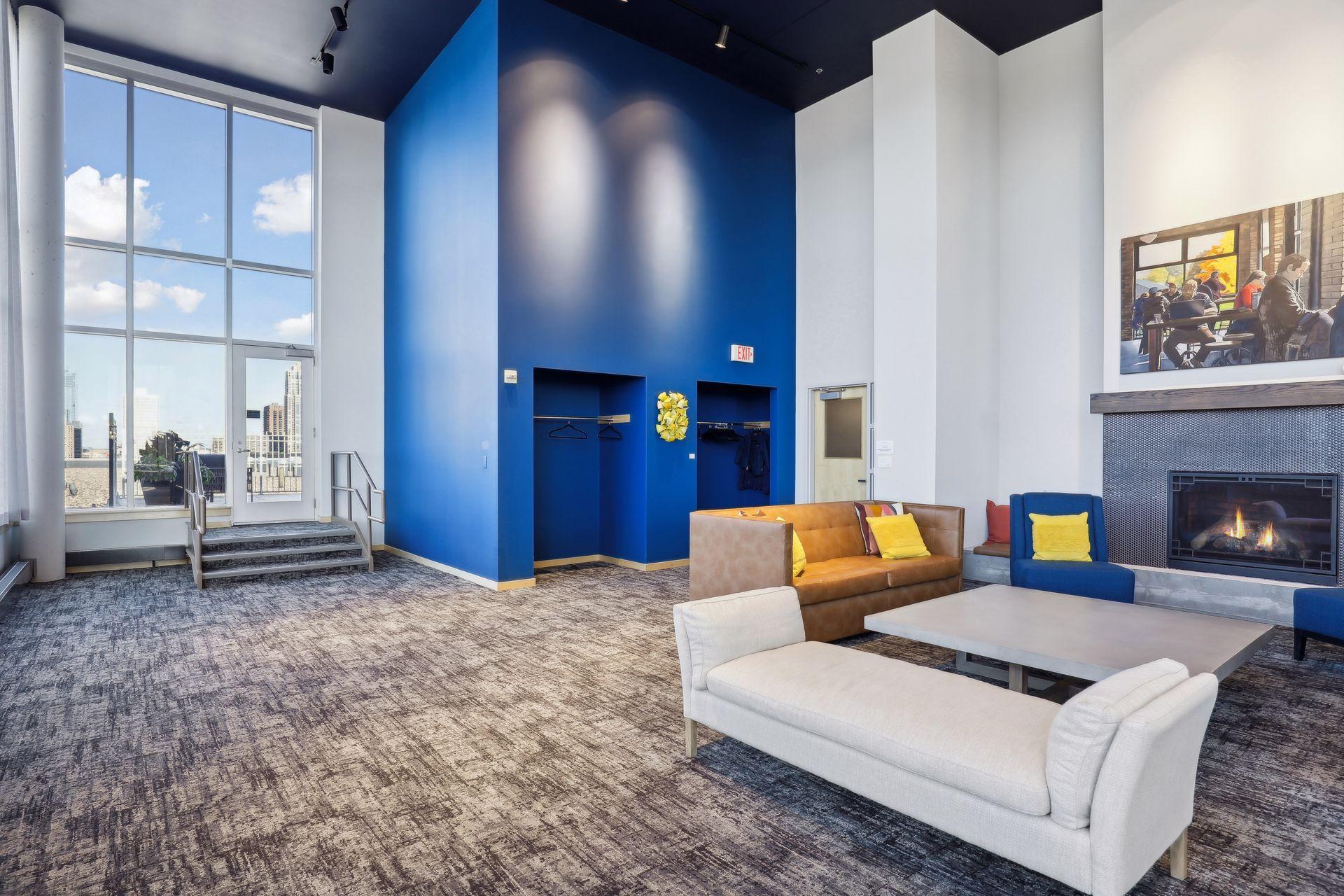 215 10th Avenue S Unit: 637
