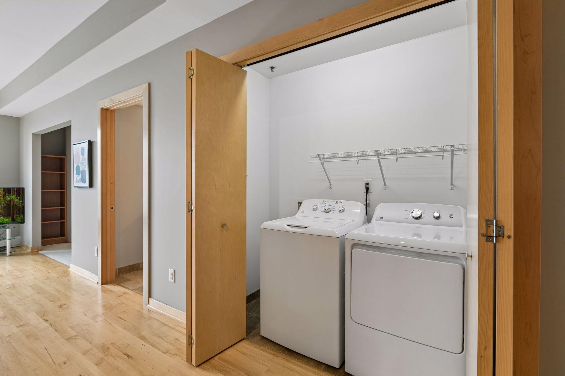 215 10th Avenue S Unit: 637