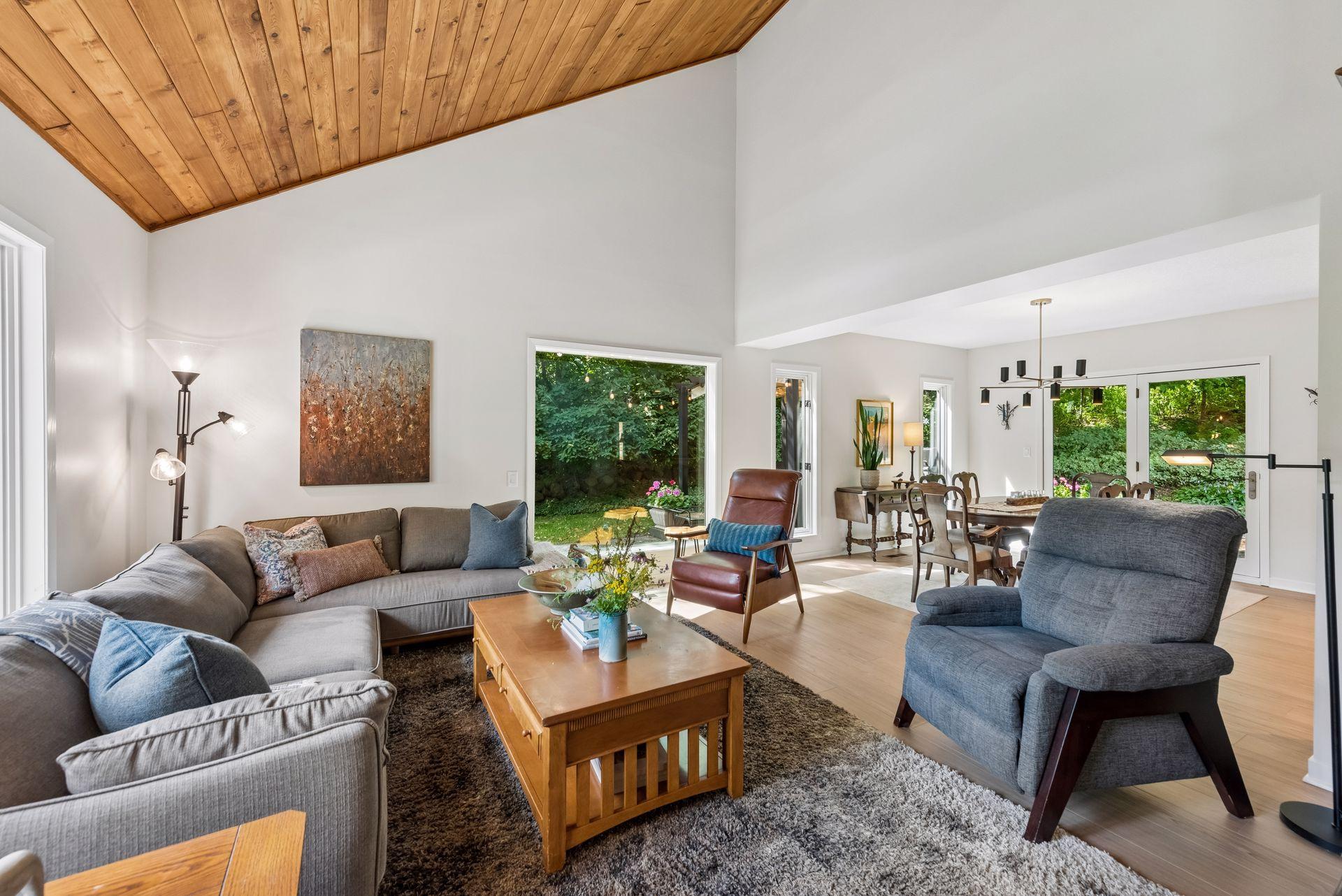 4430 Shady Lane