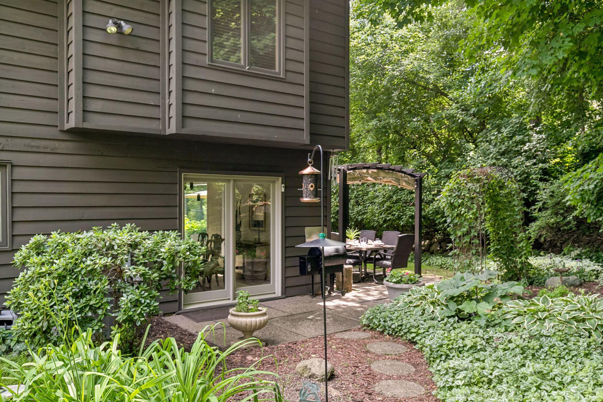 4430 Shady Lane