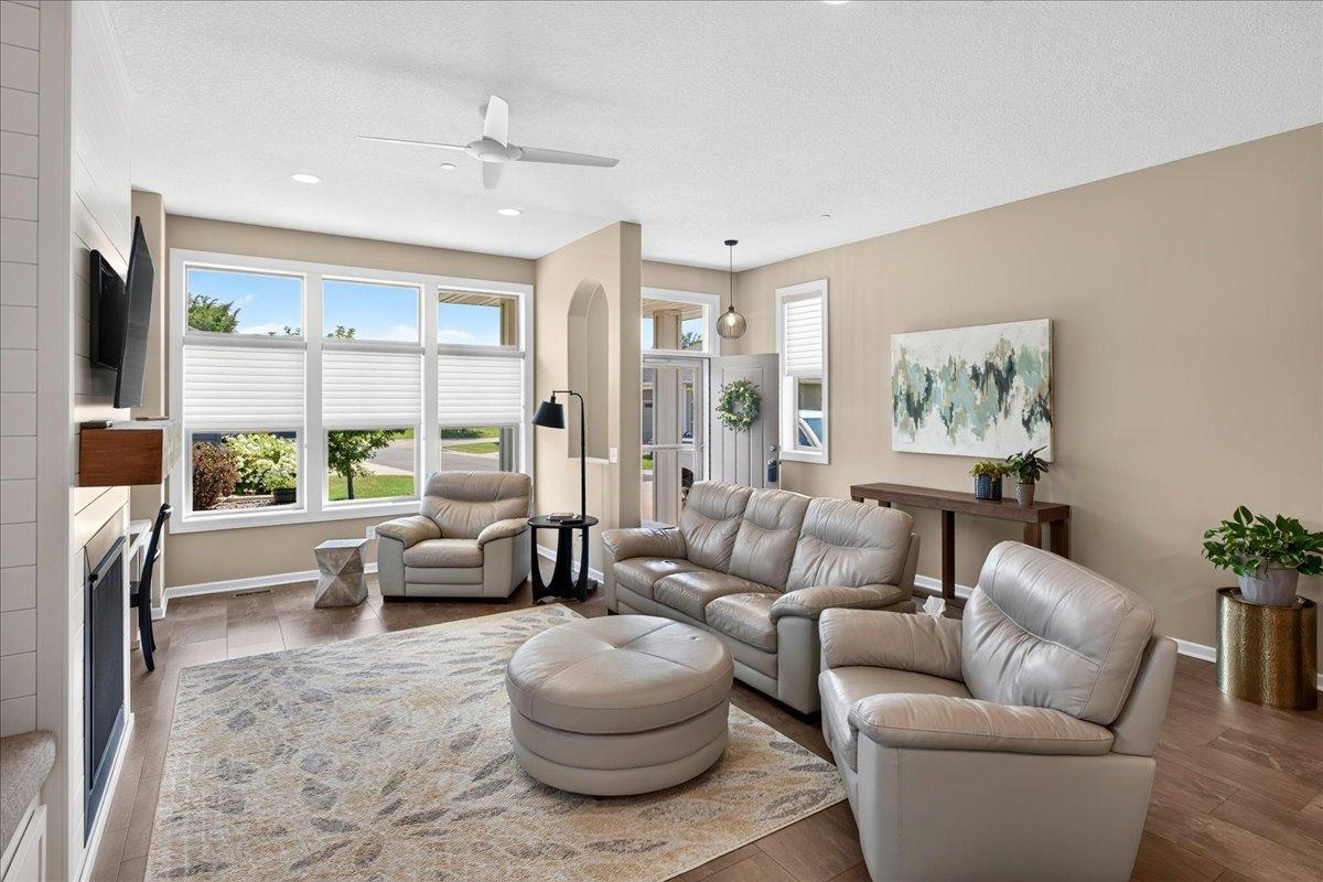 1121 Willowbrook Circle