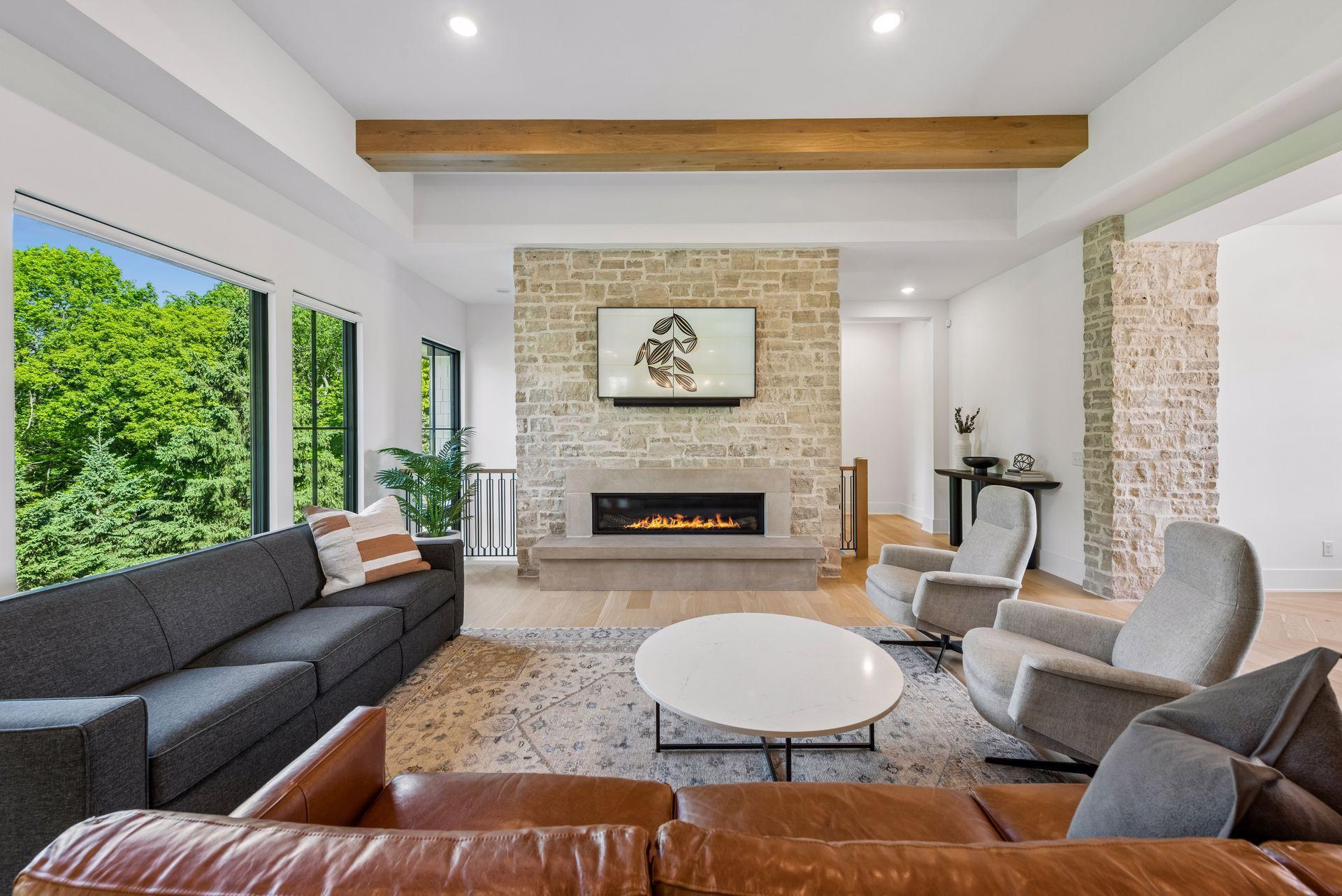 2888 Deer Hill Road