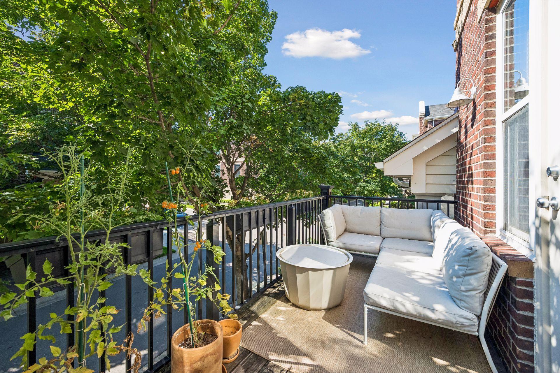 1 4th Avenue N Unit: 101