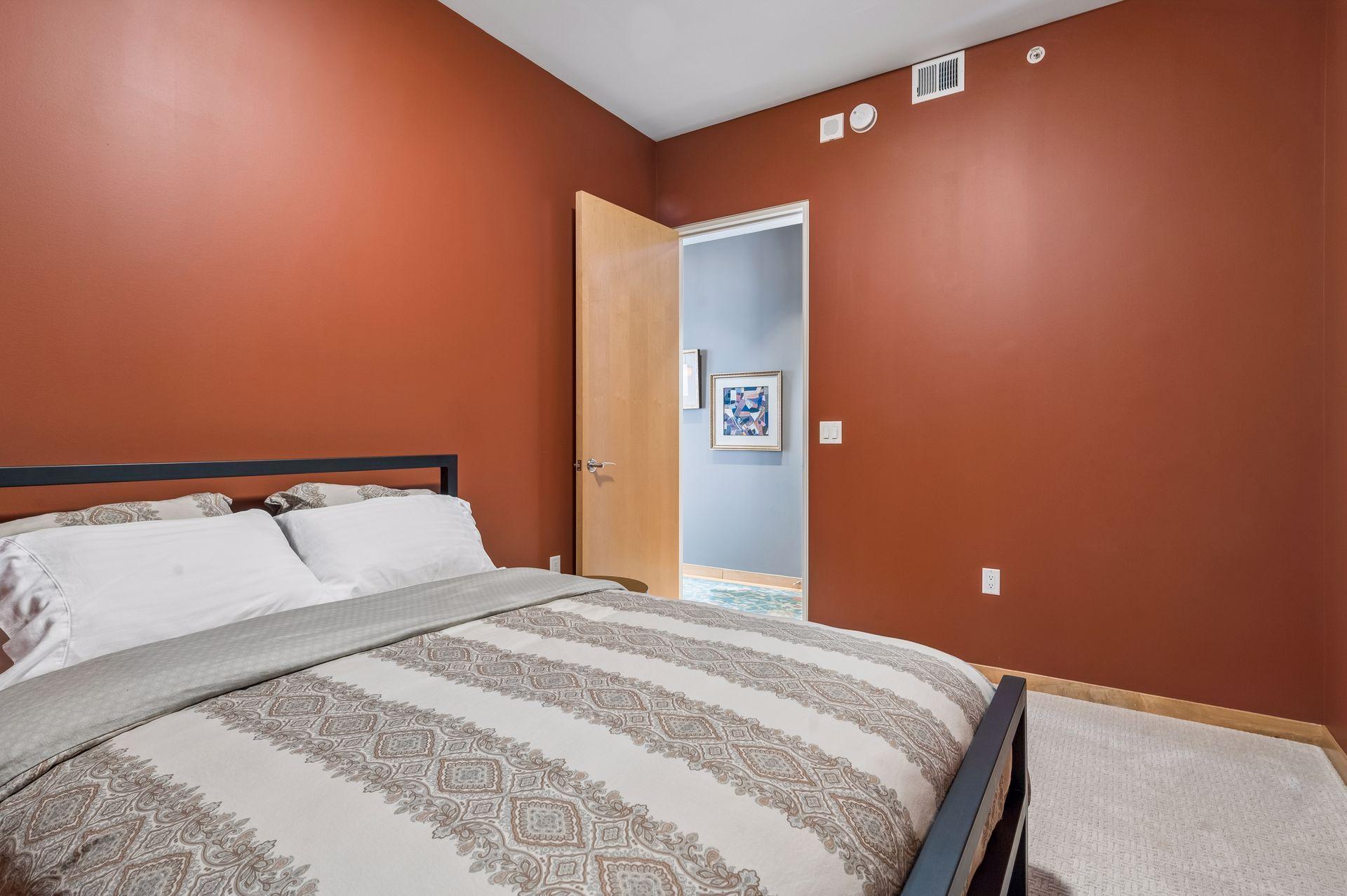 201 S 11th Street Unit: 430