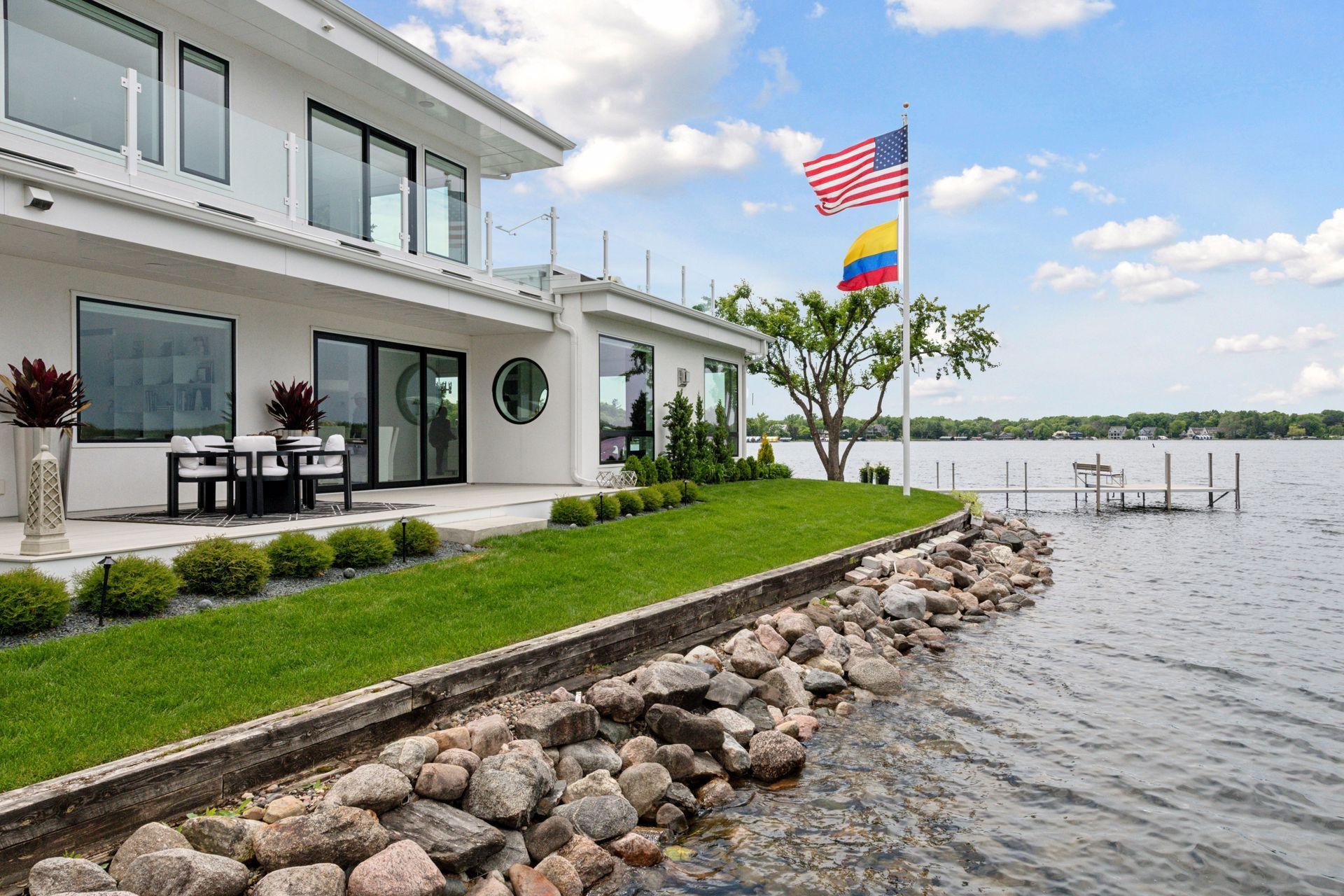 2492 Bantas Point Road