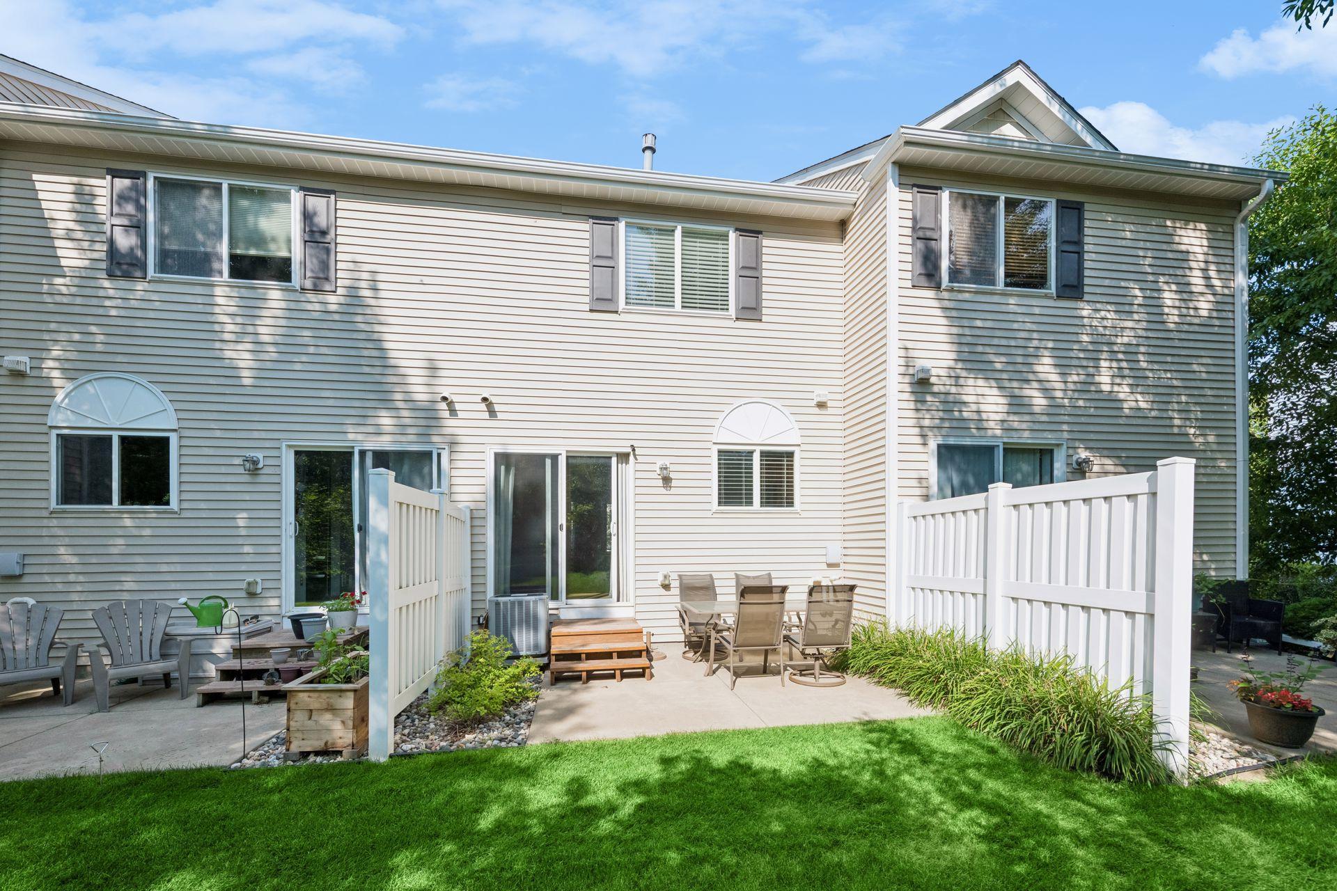 7764 Arboretum Village