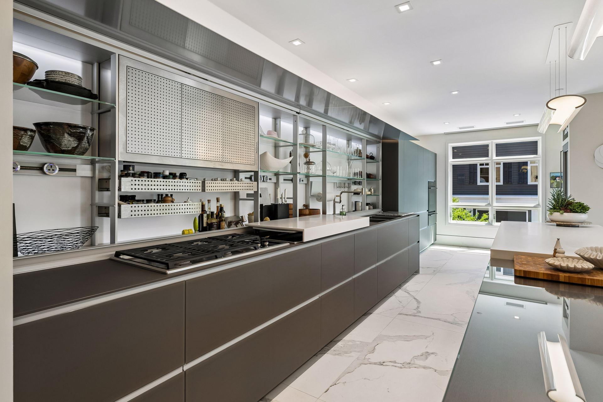 875 Lake Street N Unit: 210