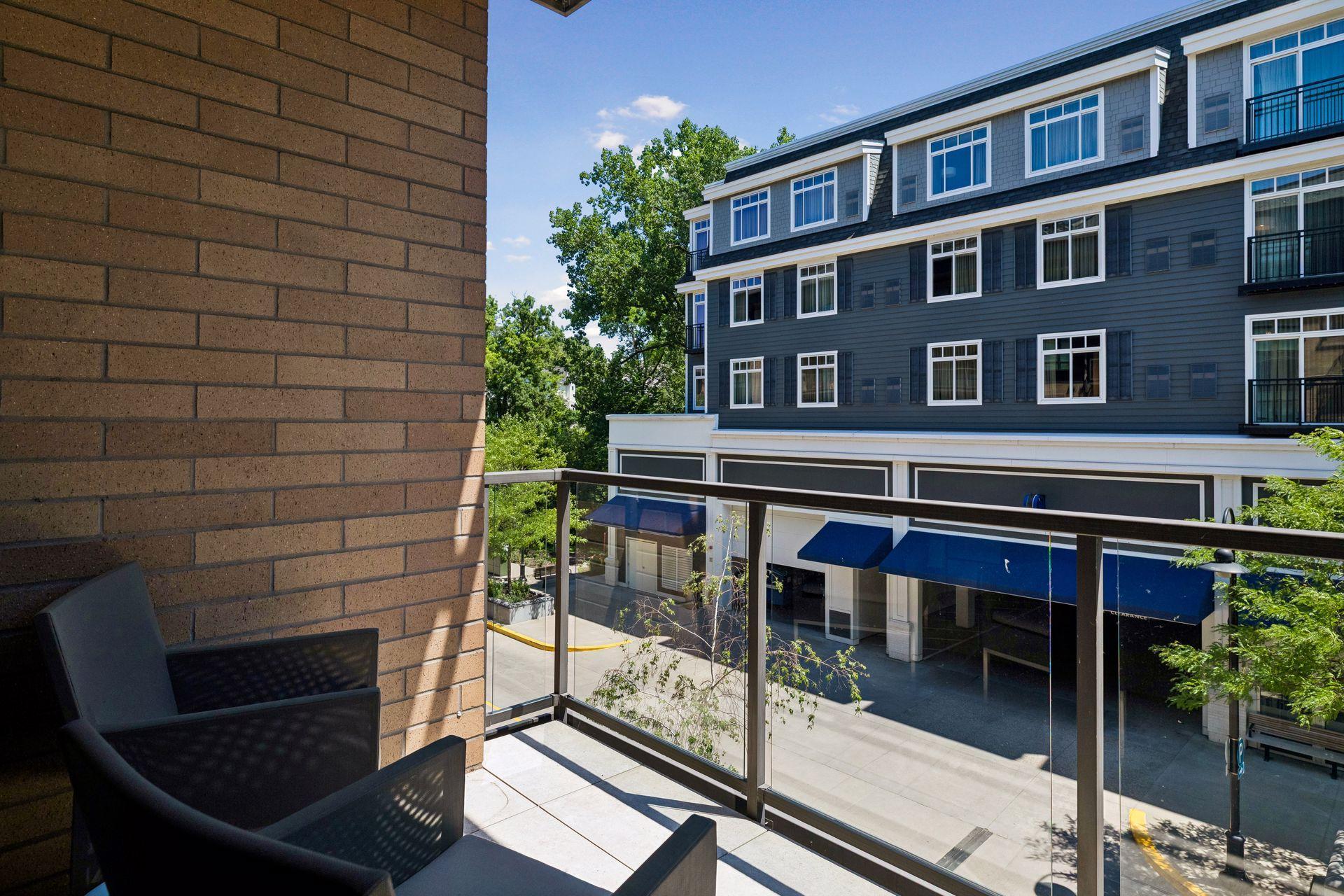 875 Lake Street N Unit: 210