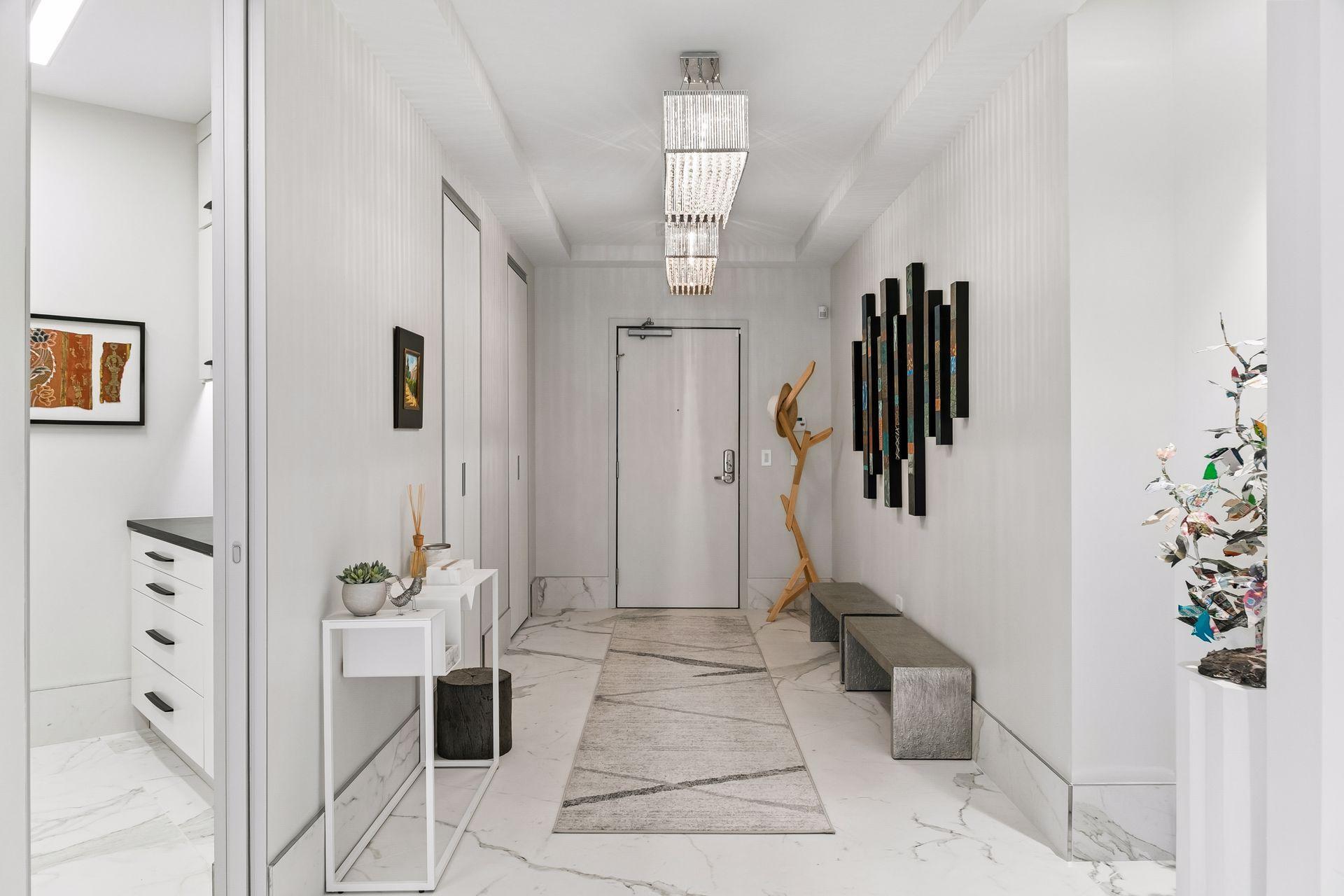 875 Lake Street N Unit: 210