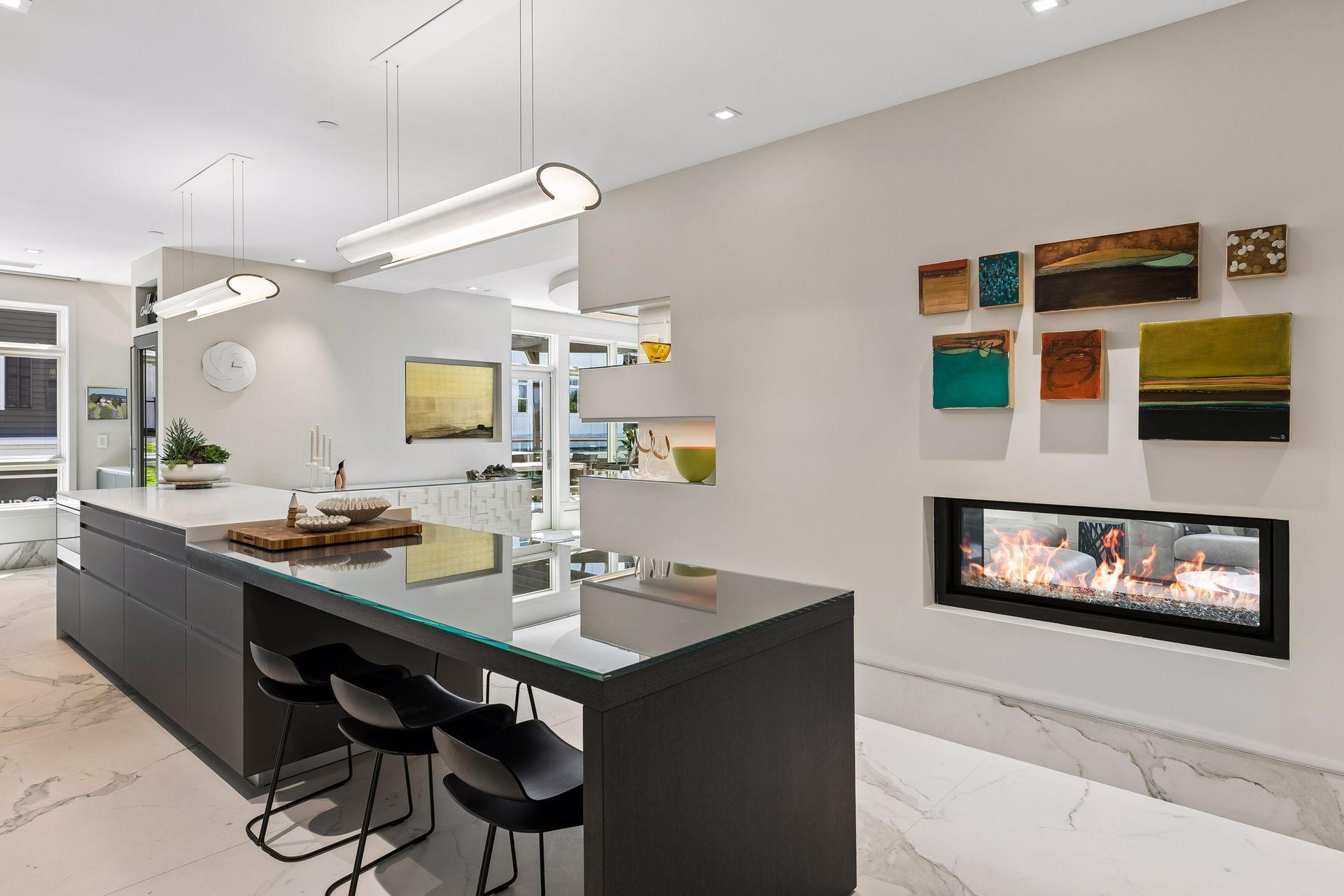 875 Lake Street N Unit: 210