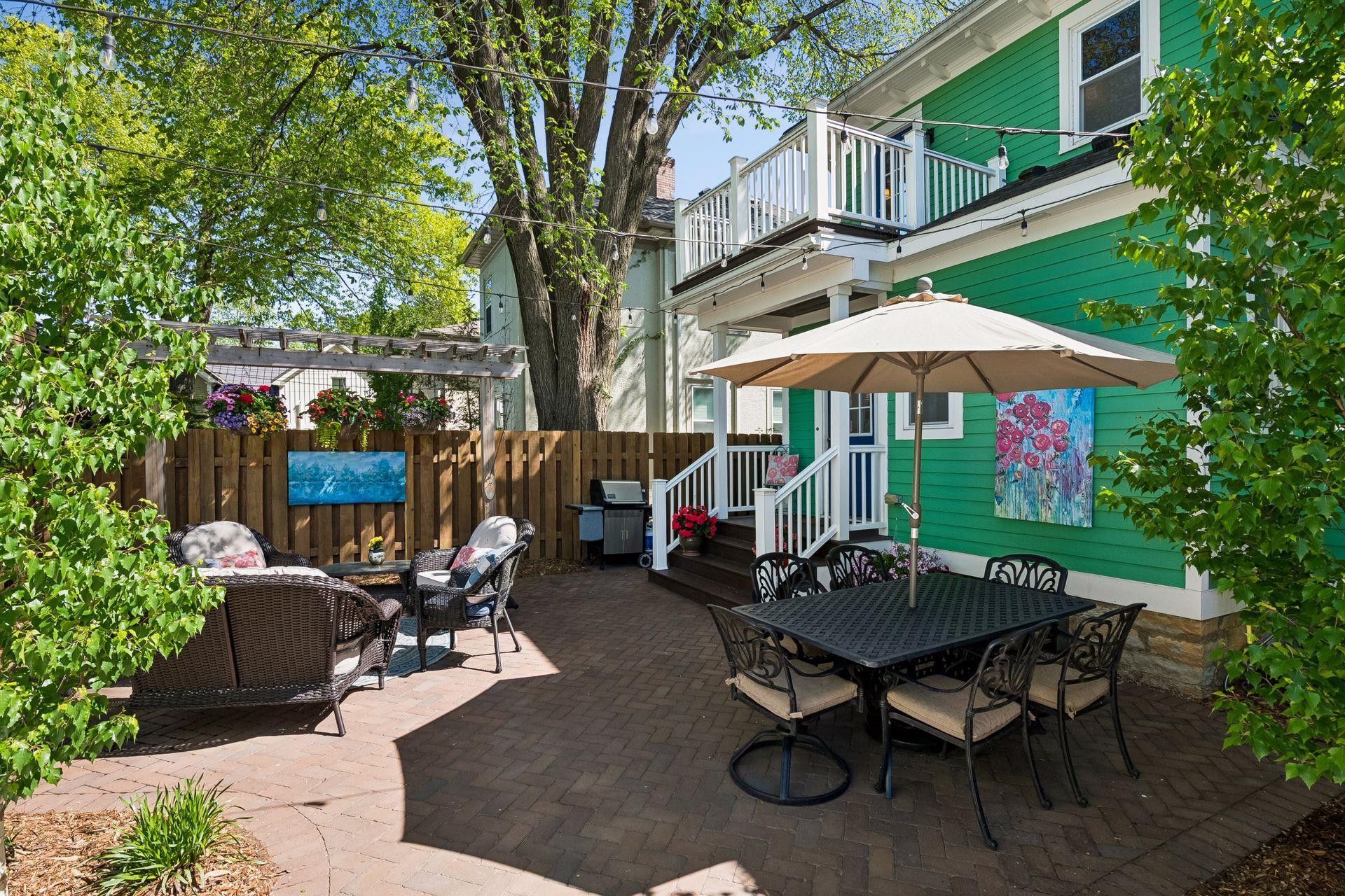 3212 Irving Avenue S