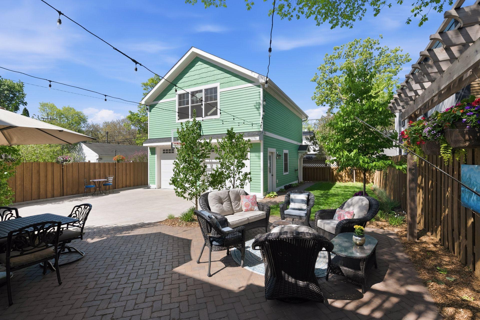 3212 Irving Avenue S