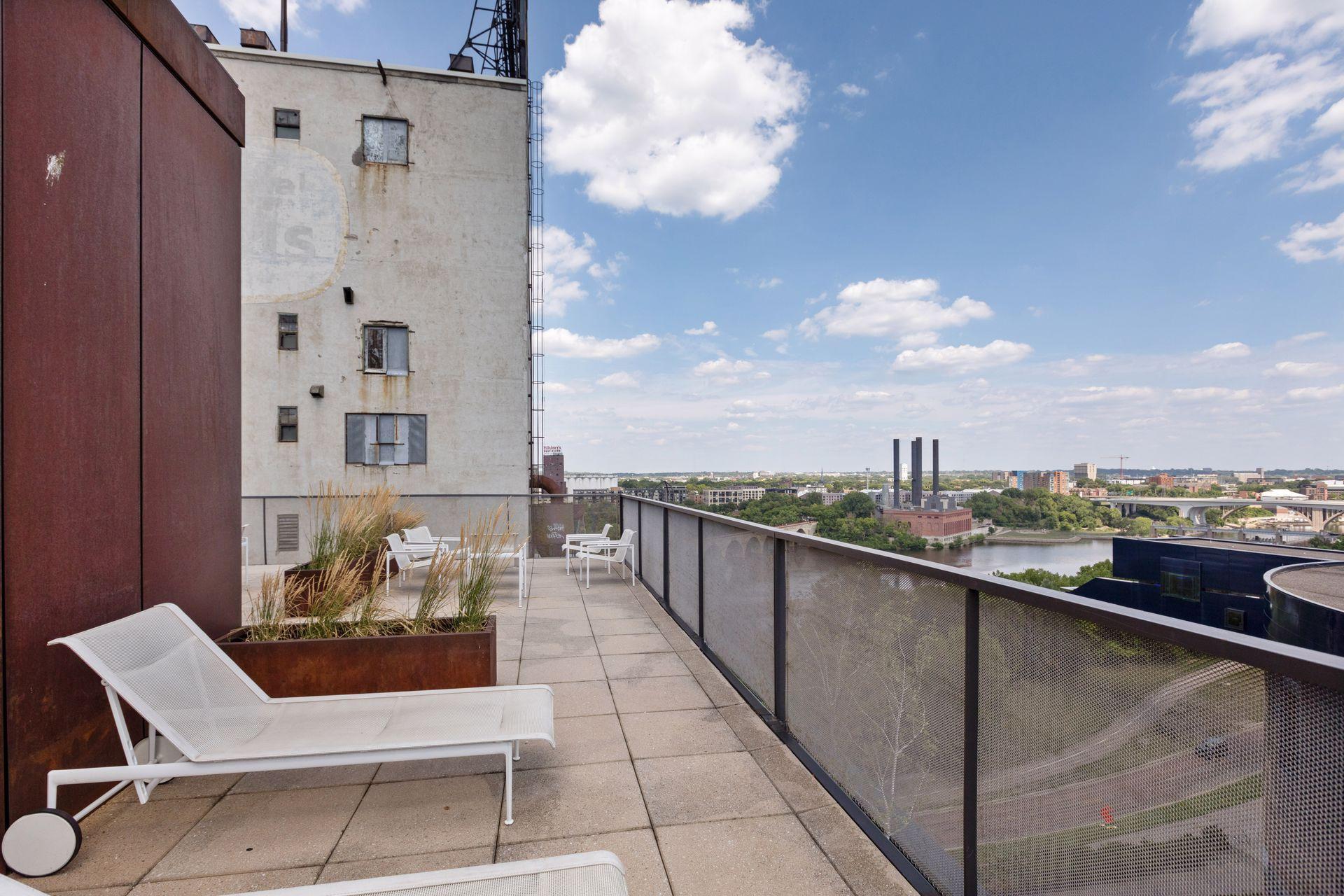 750 S 2nd Street Unit: 404