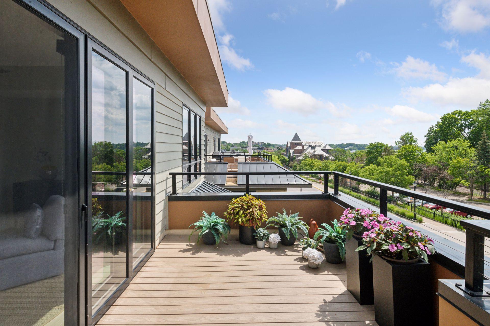 222 Ferndale Road S Unit: 303