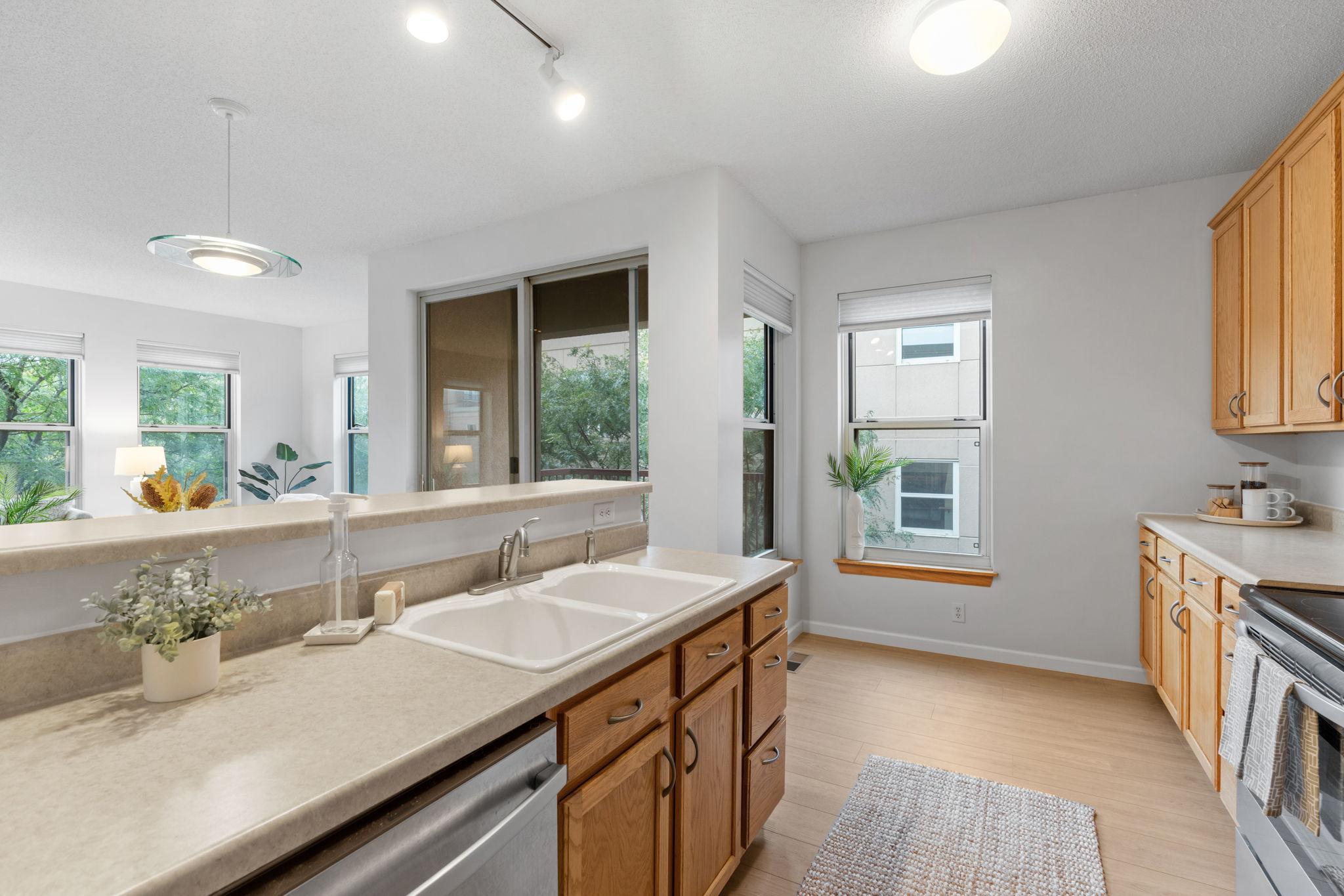580 N 2nd Street Unit: 406