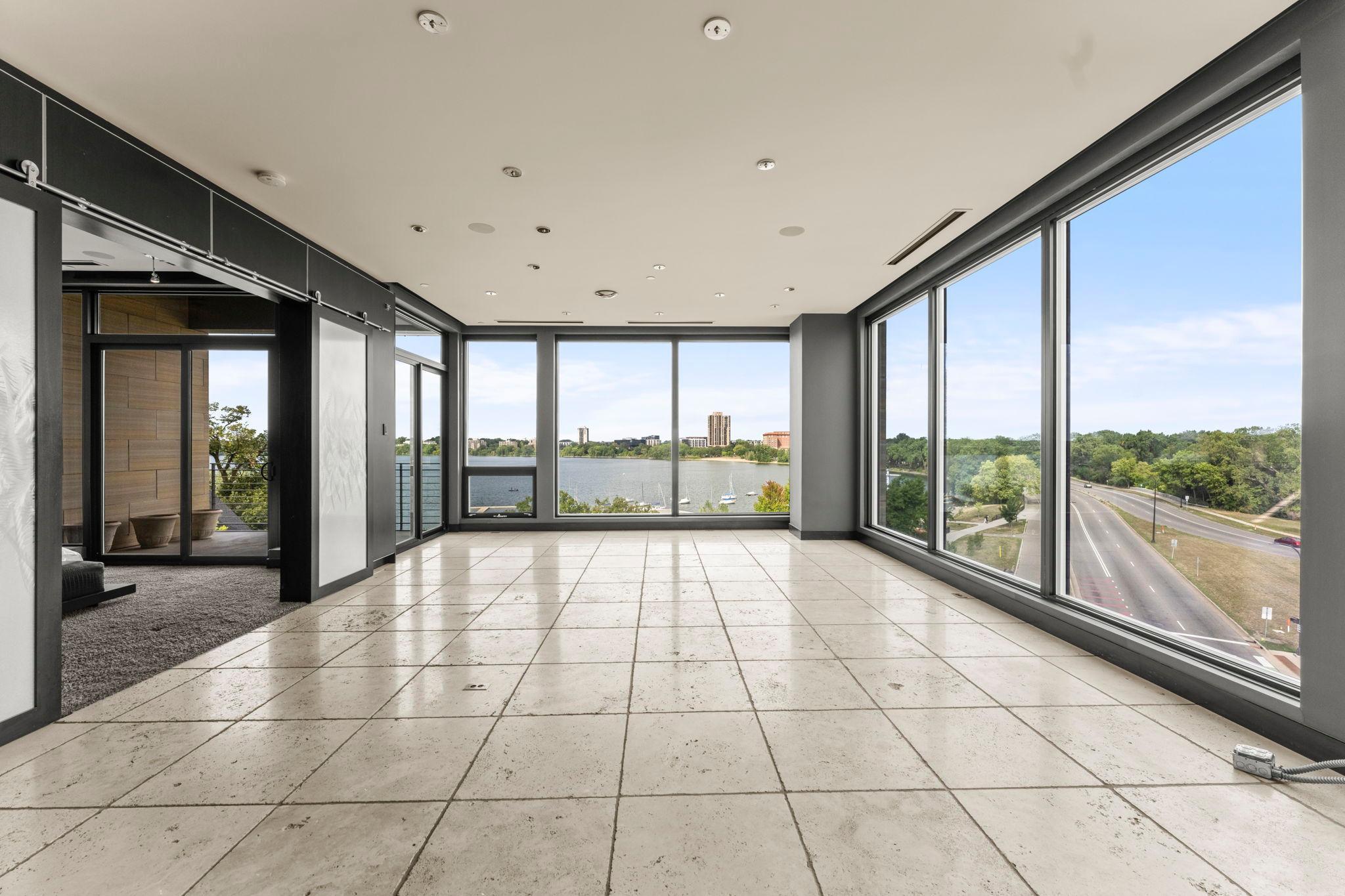 1805 W Lake Street Unit: 502