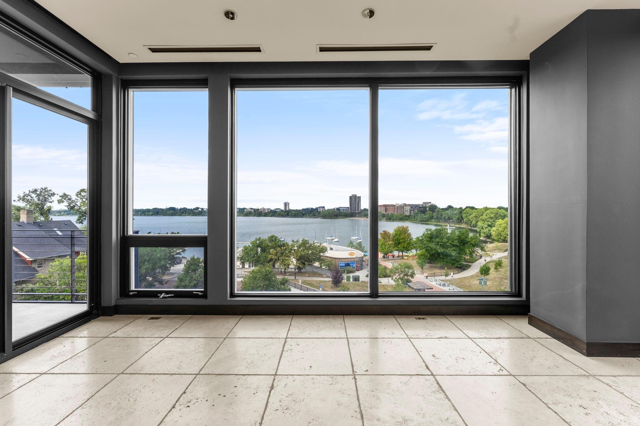 1805 W Lake Street Unit: 502