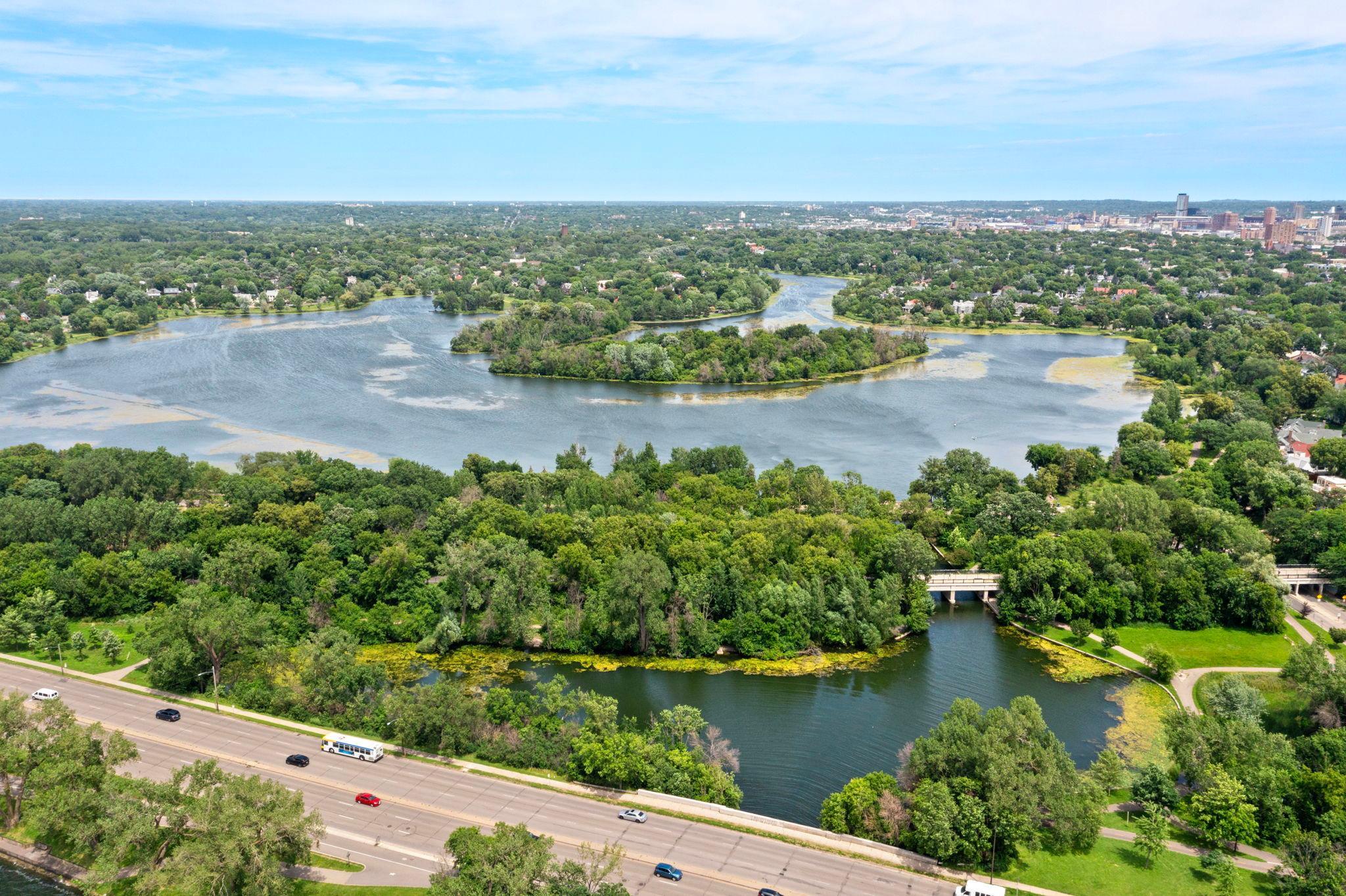 1805 W Lake Street Unit: 502