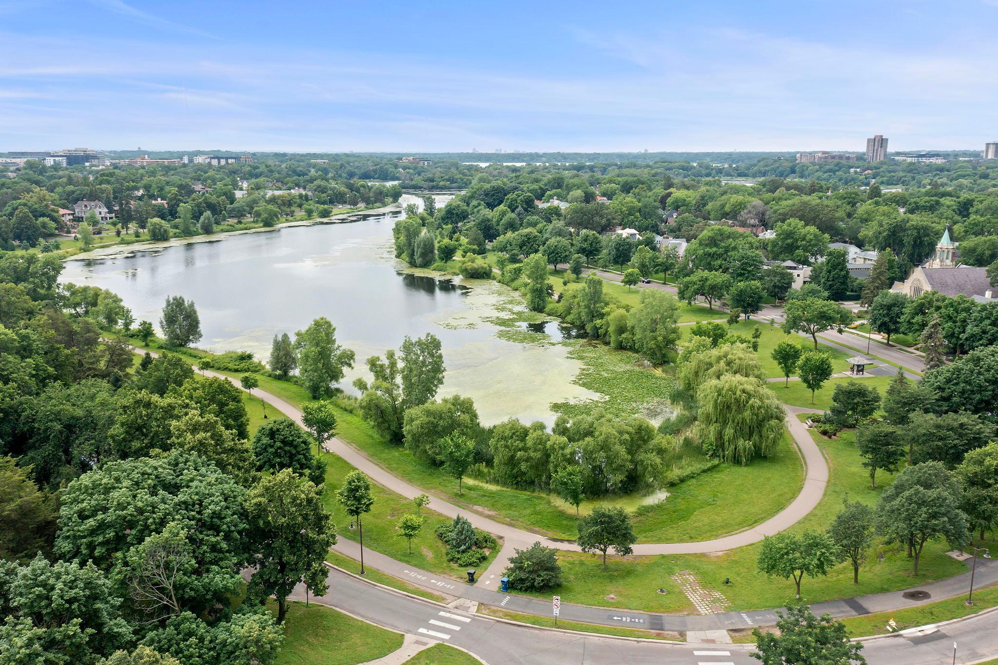 1805 W Lake Street Unit: 502