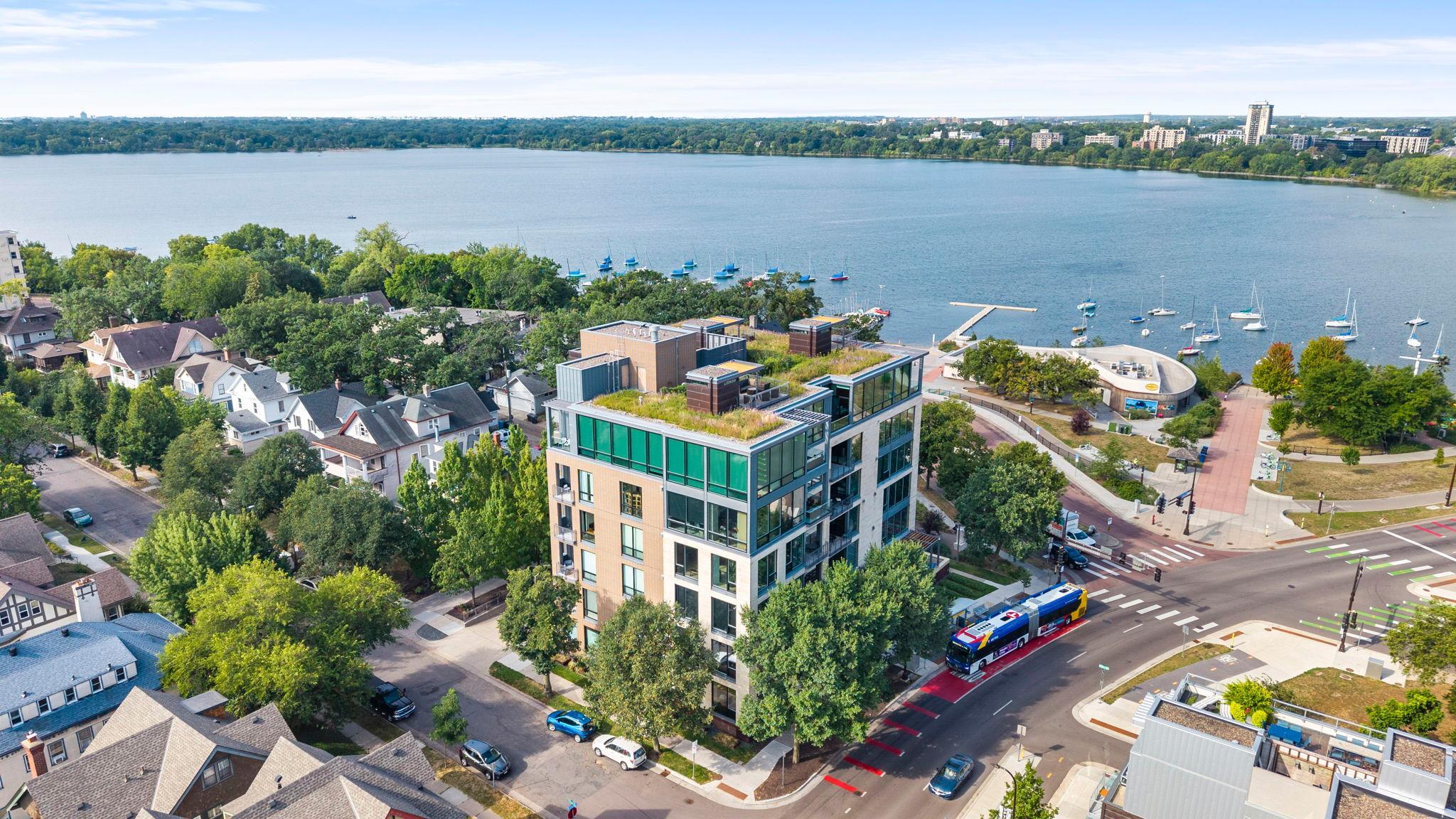 1805 W Lake Street Unit: 502