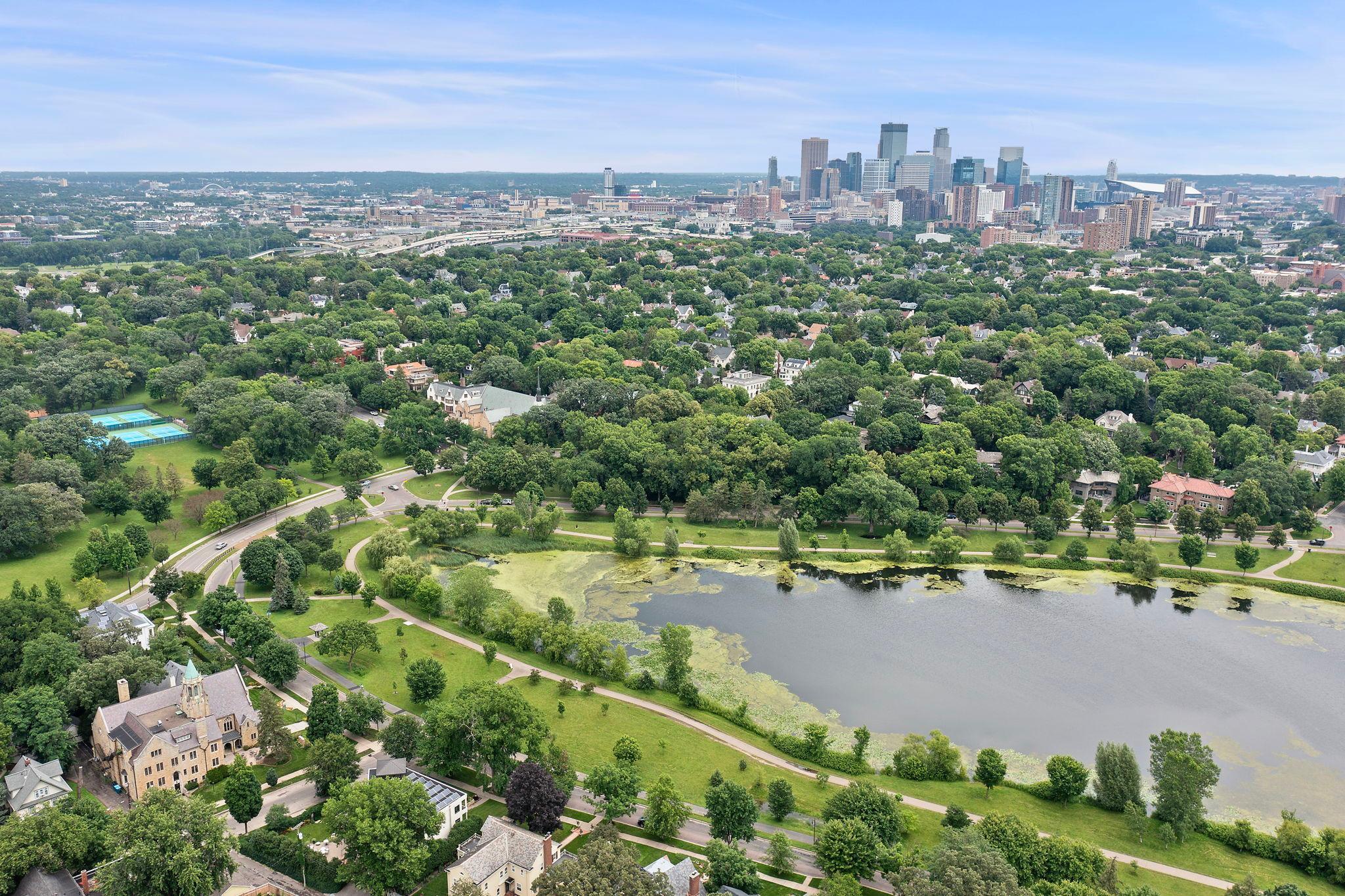1805 W Lake Street Unit: 502