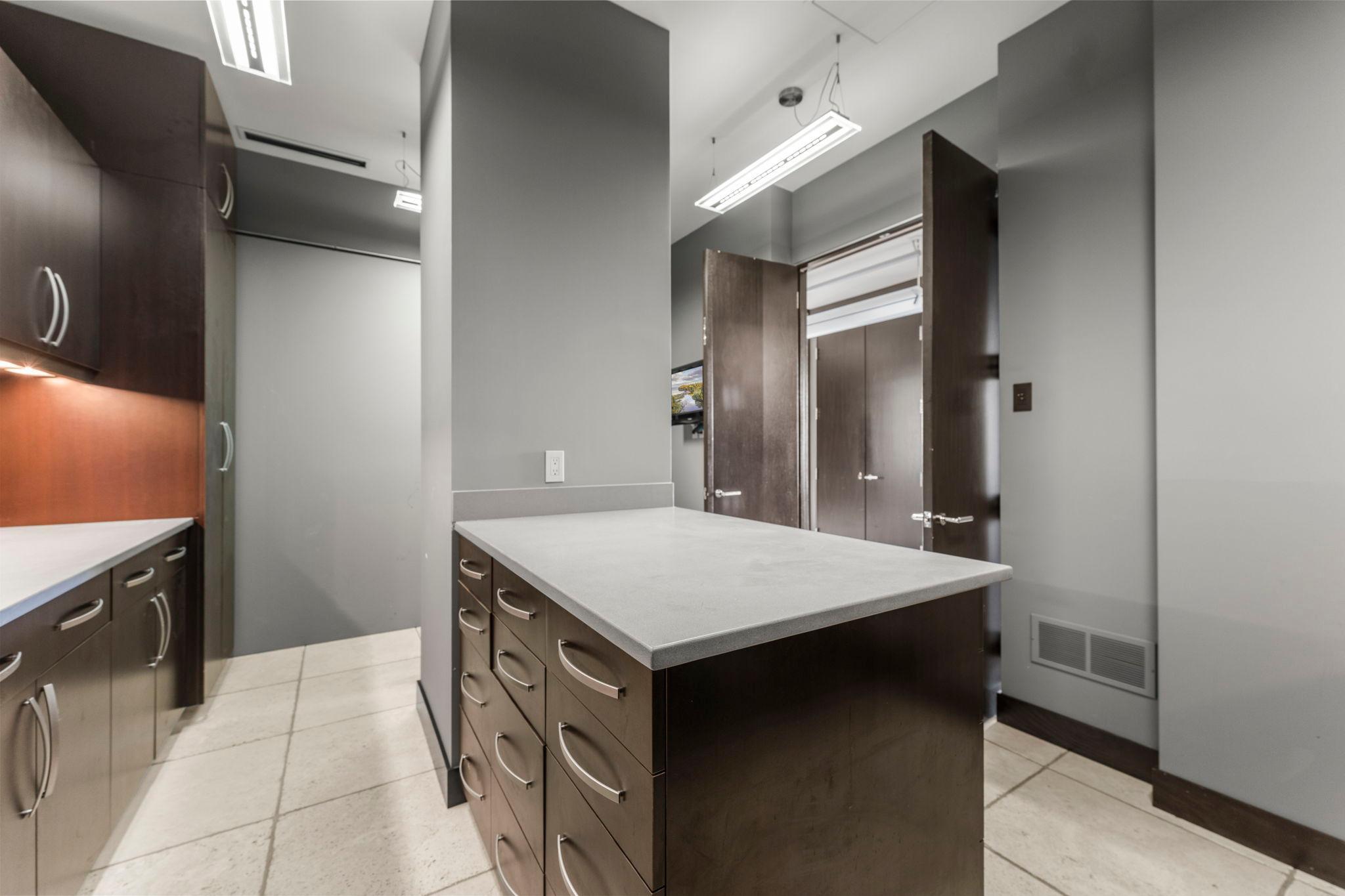 1805 W Lake Street Unit: 502