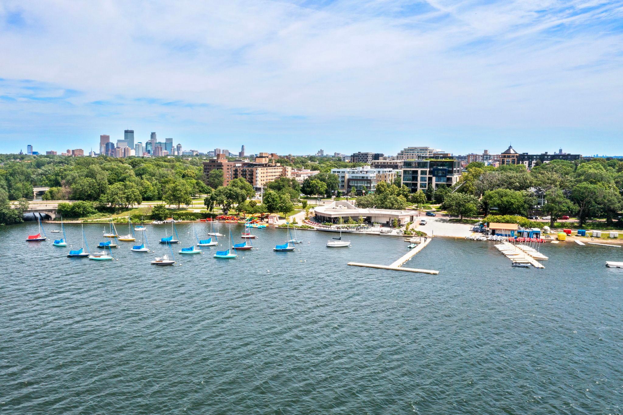 1805 W Lake Street Unit: 502