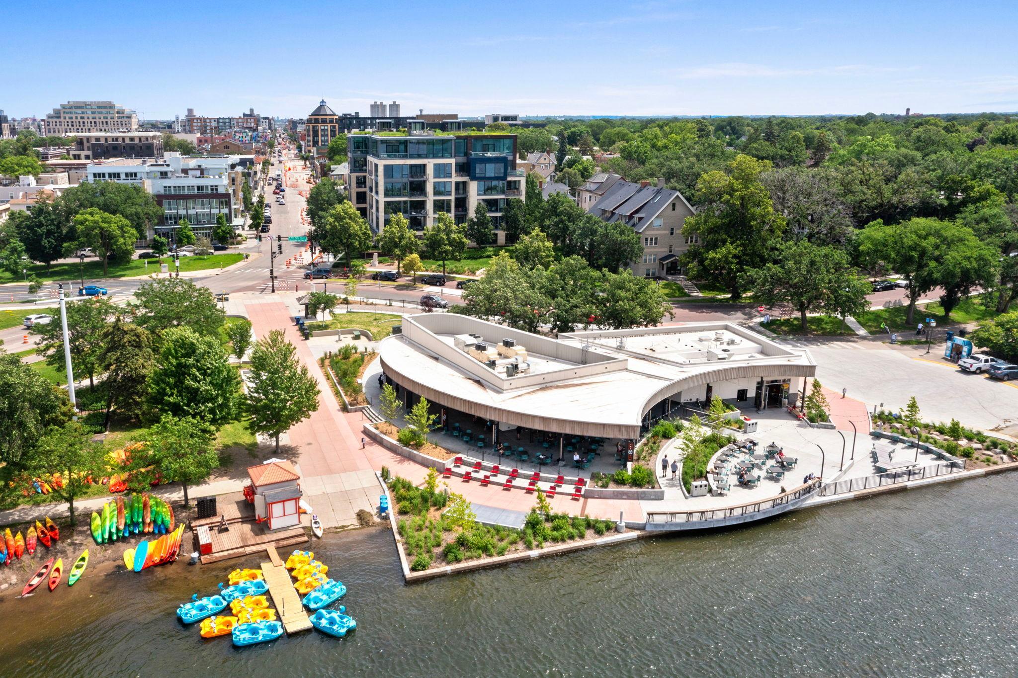 1805 W Lake Street Unit: 502