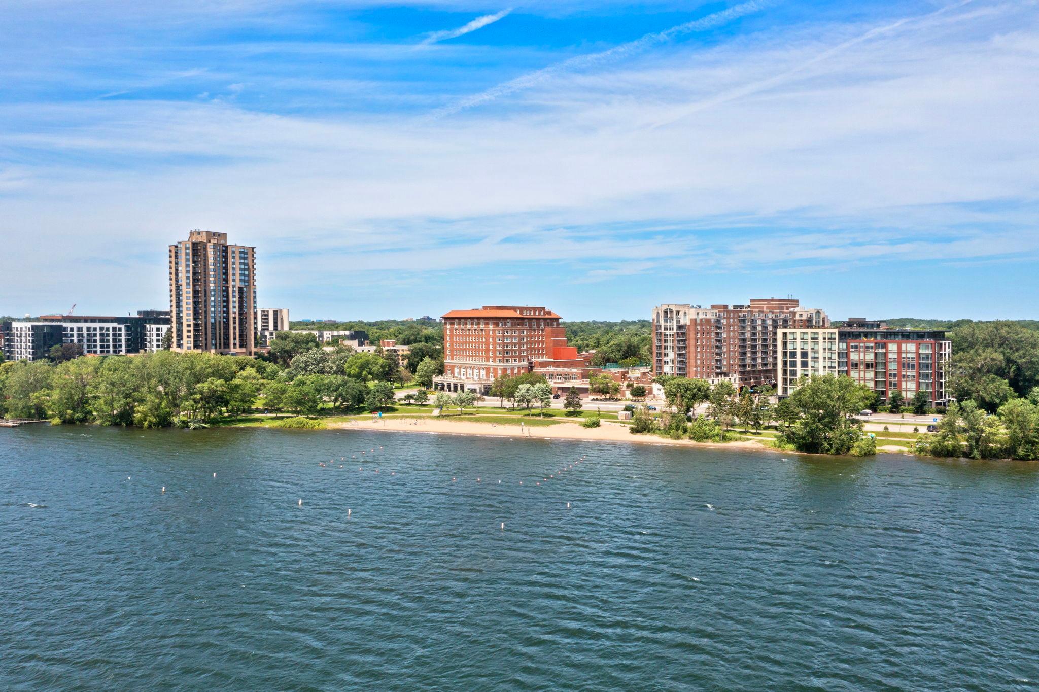 1805 W Lake Street Unit: 502