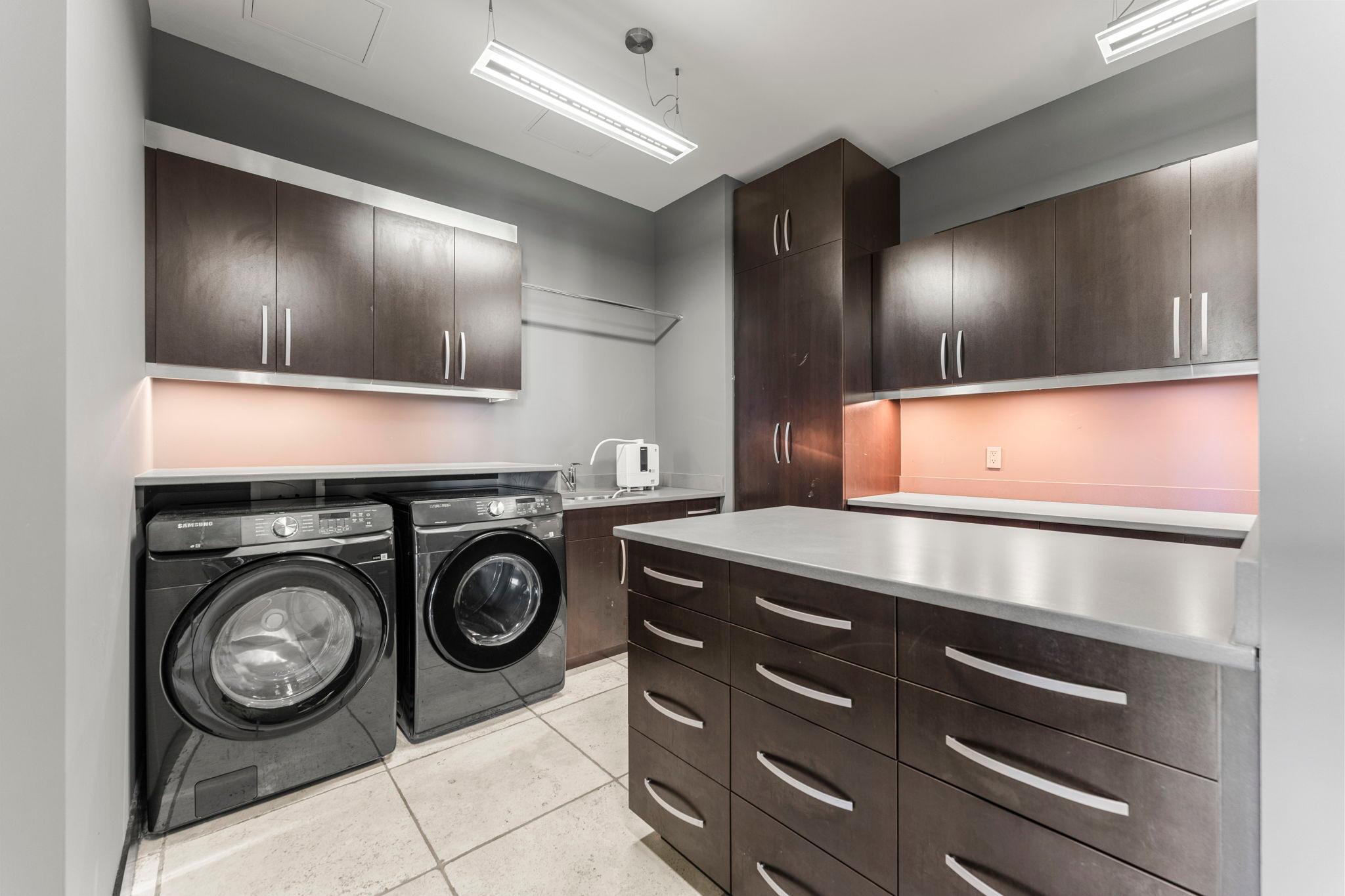 1805 W Lake Street Unit: 502
