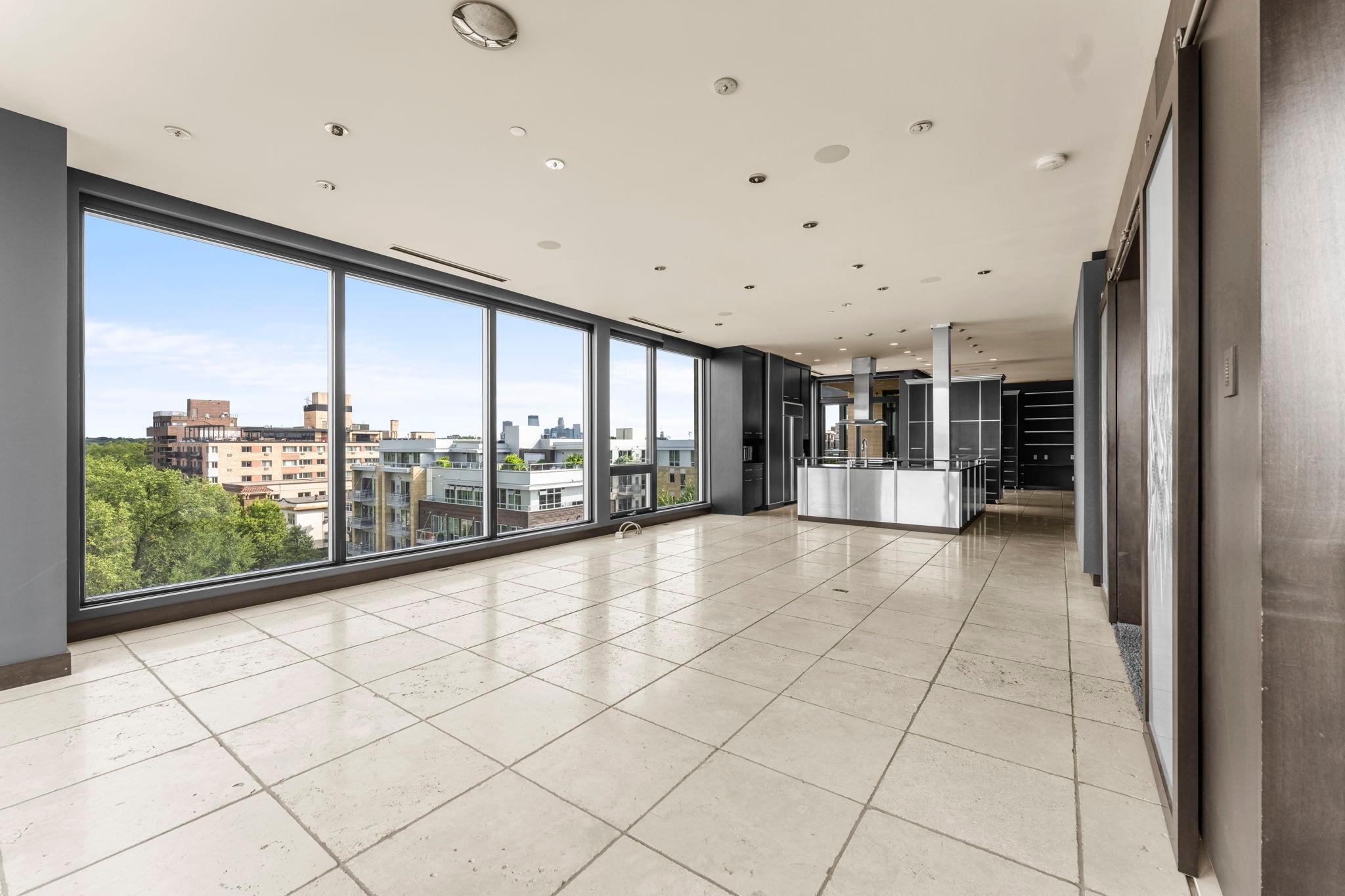 1805 W Lake Street Unit: 502