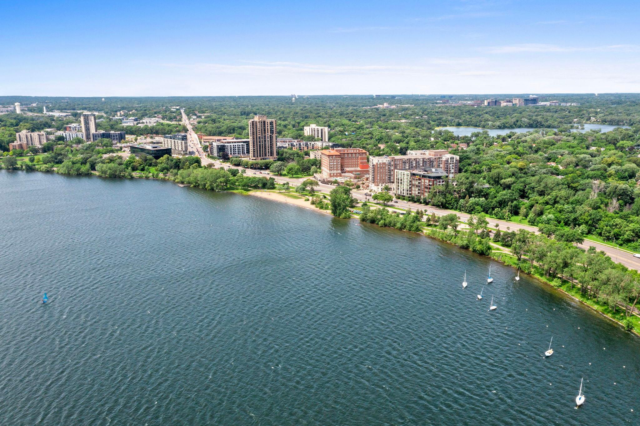 1805 W Lake Street Unit: 502