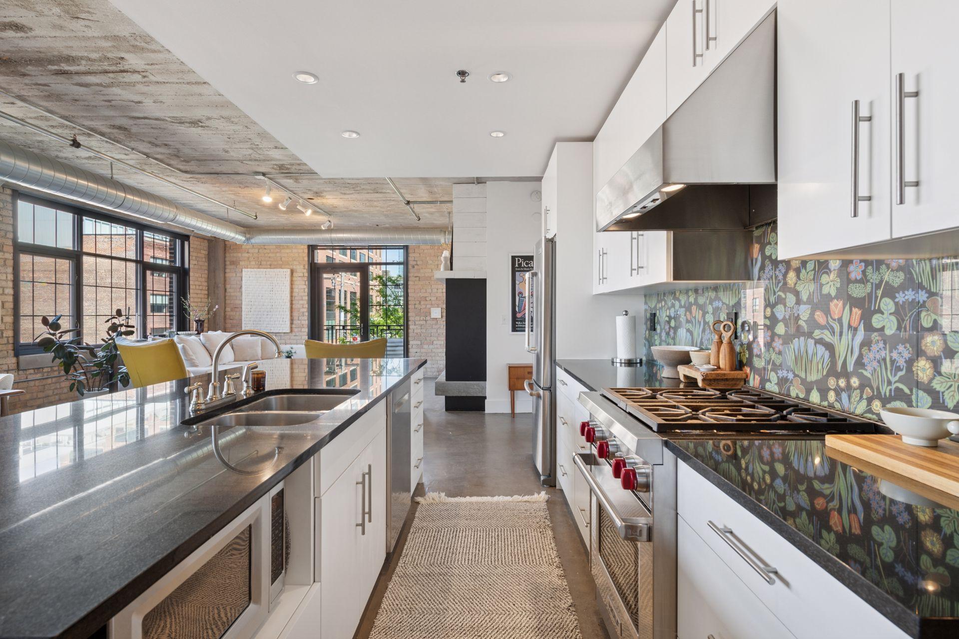 525x 3rd Street N Unit: 306