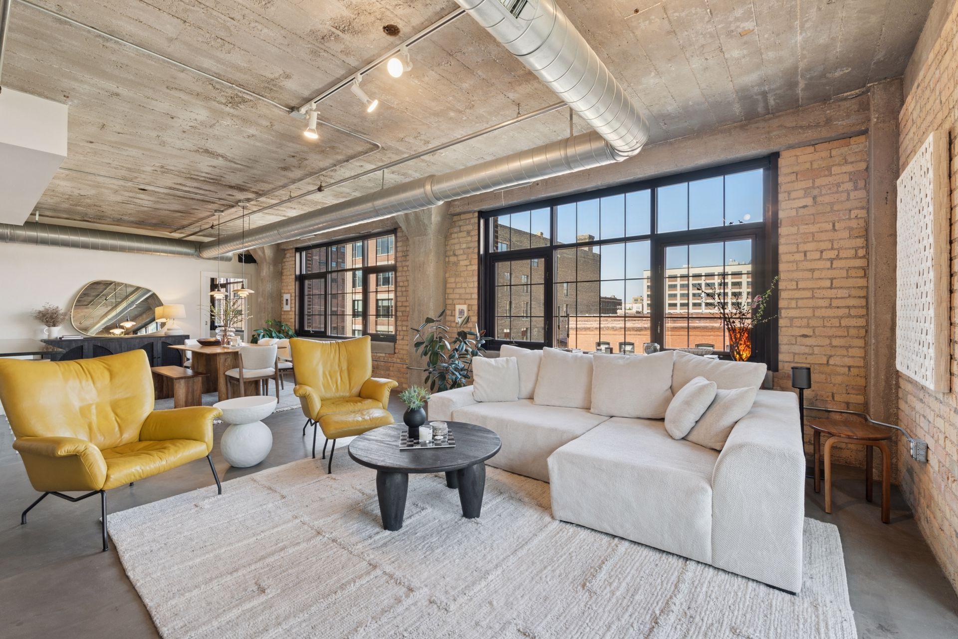 525x 3rd Street N Unit: 306