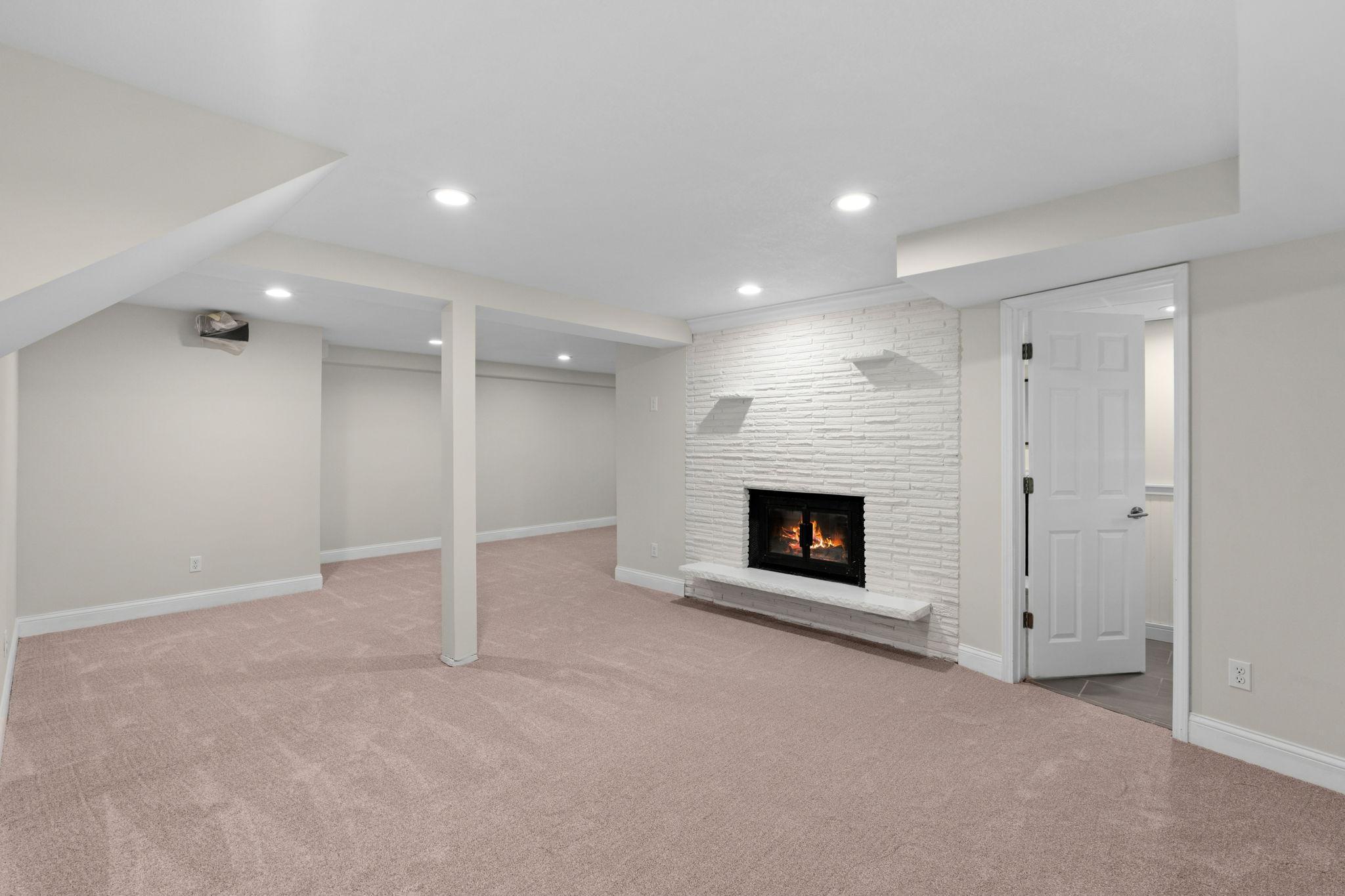 12918 Rutledge Circle