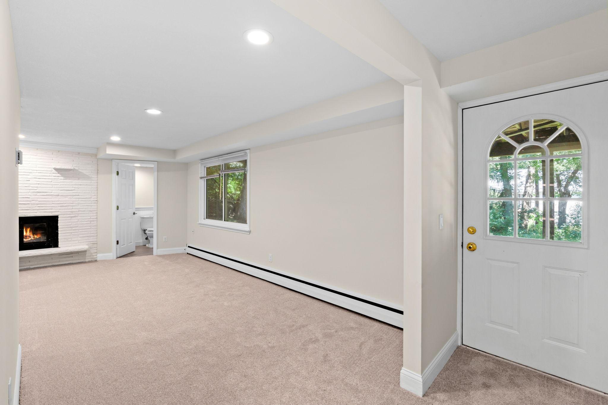 12918 Rutledge Circle