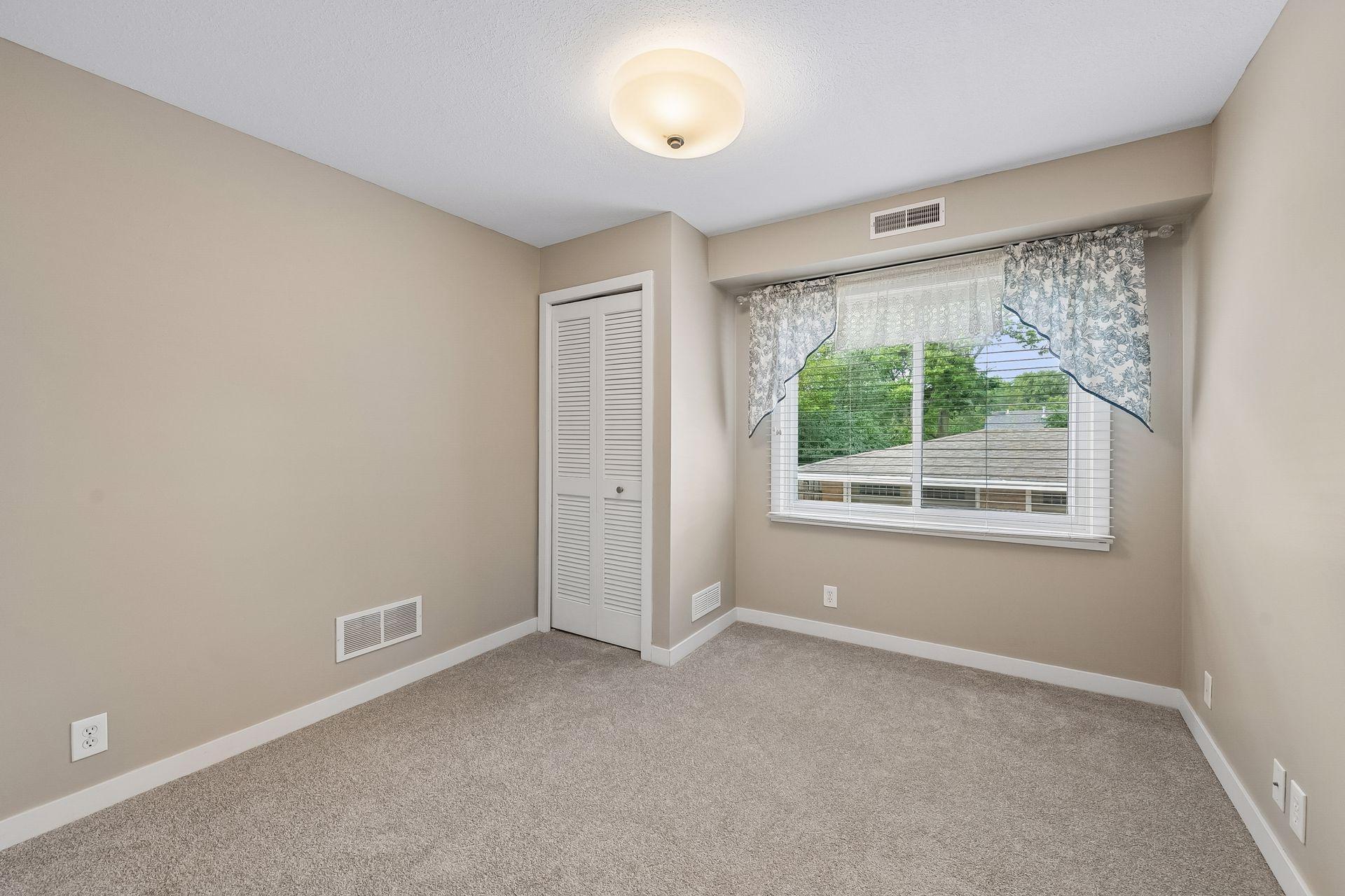 5412 France Avenue S Unit: 112