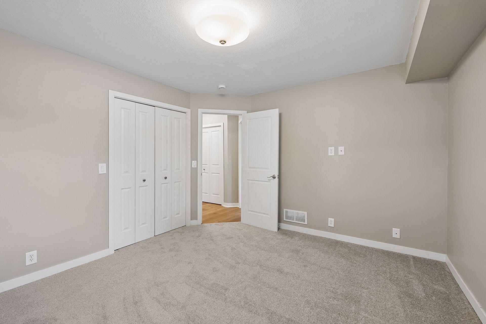 5412 France Avenue S Unit: 112