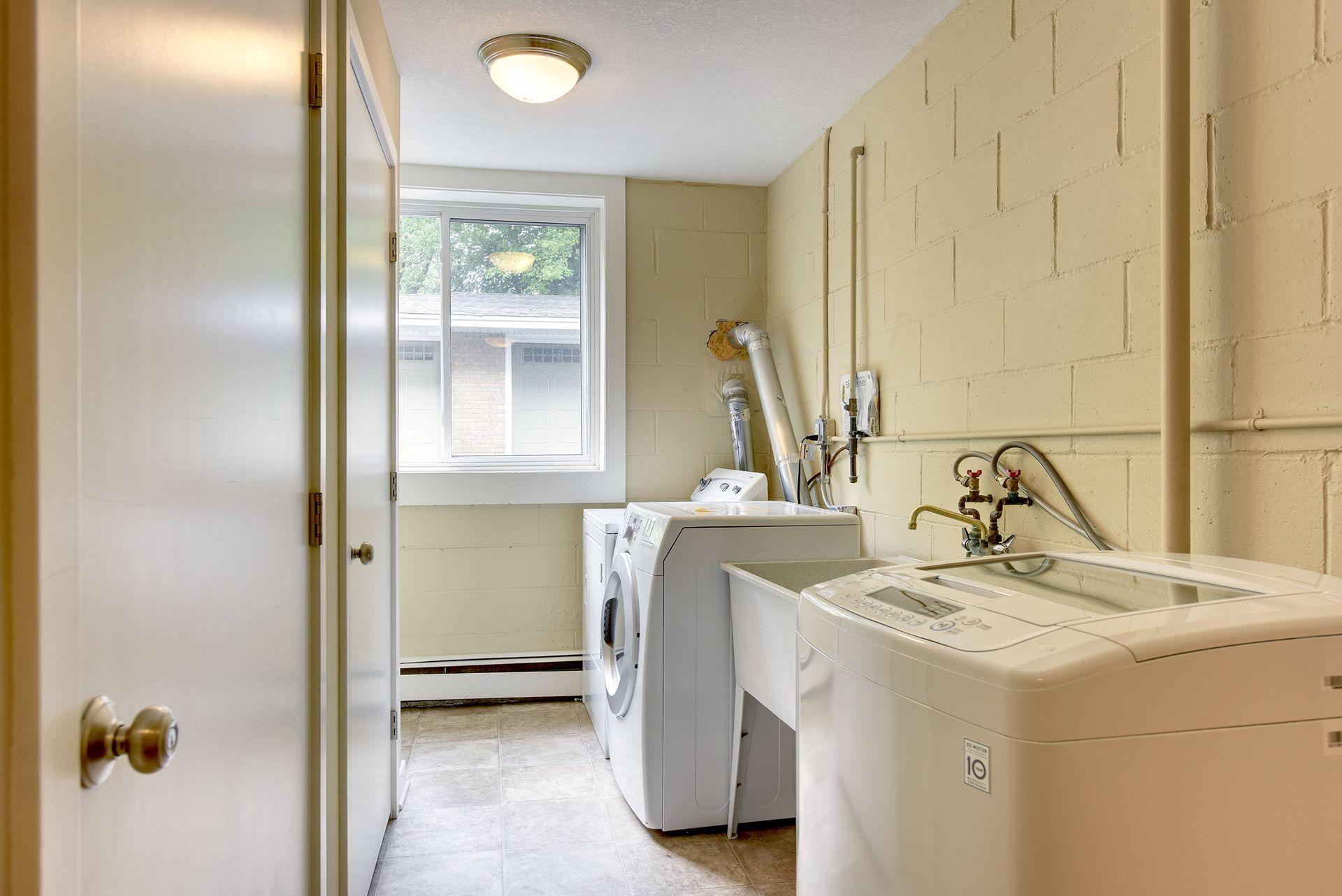 5412 France Avenue S Unit: 112