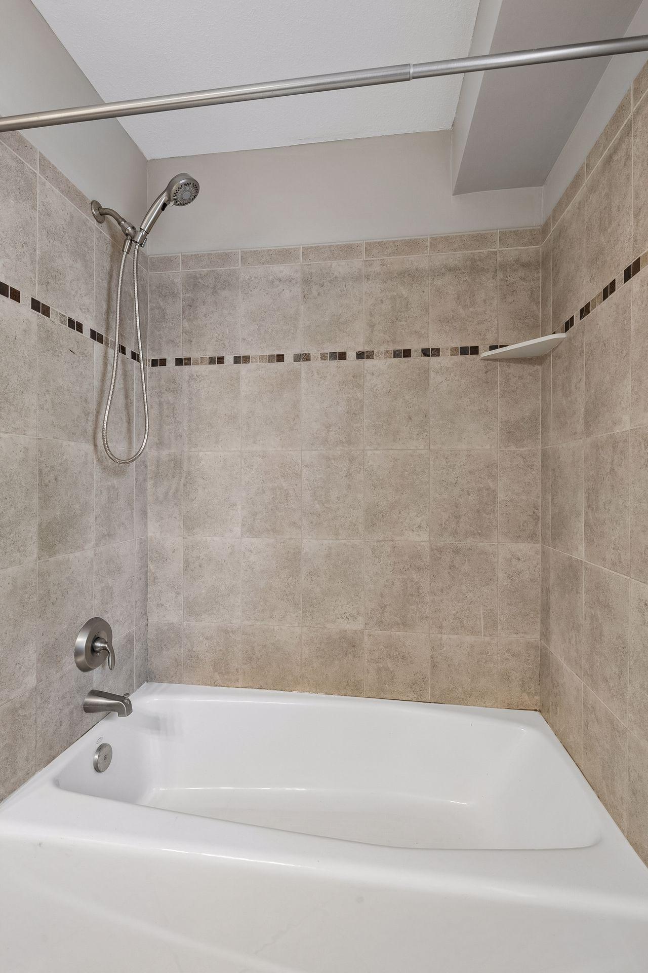 5412 France Avenue S Unit: 112