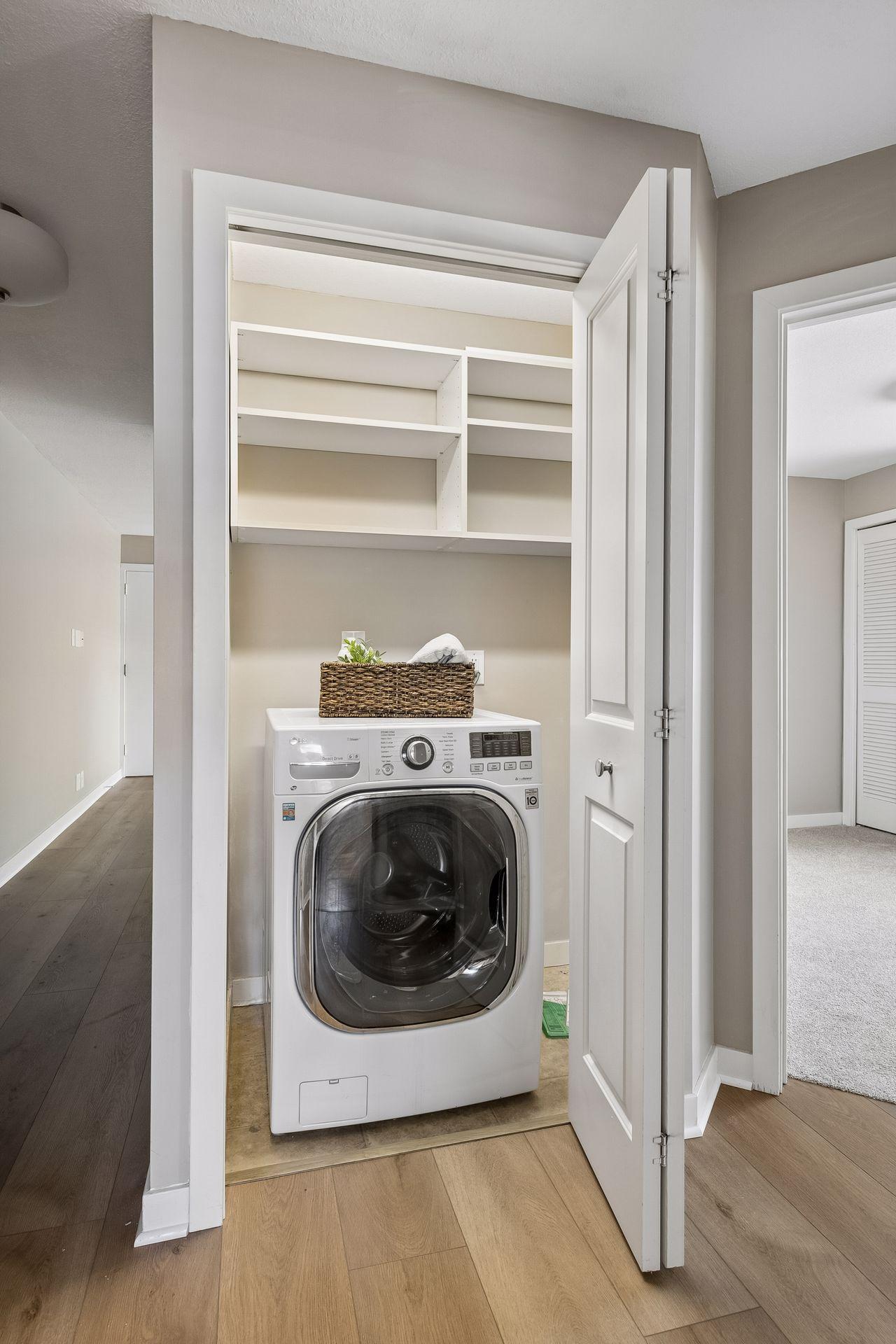 5412 France Avenue S Unit: 112