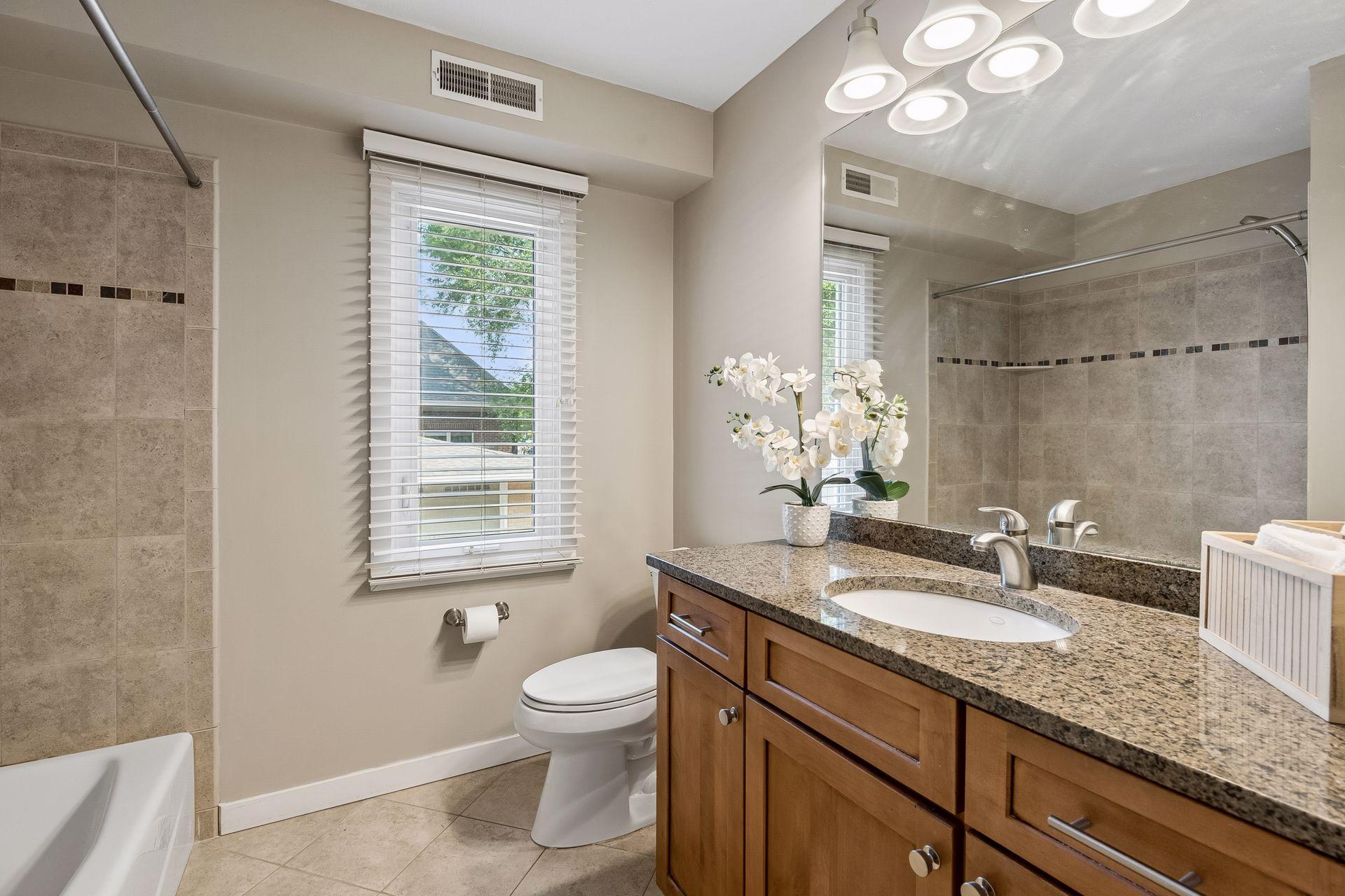 5412 France Avenue S Unit: 112
